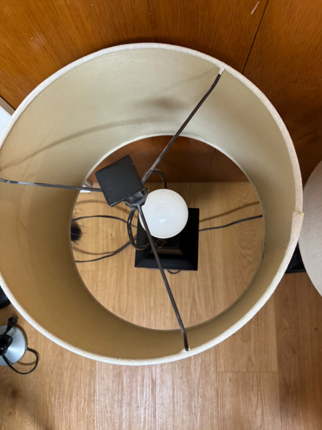 Black Table Lamp with Beige Shade - photo 3
