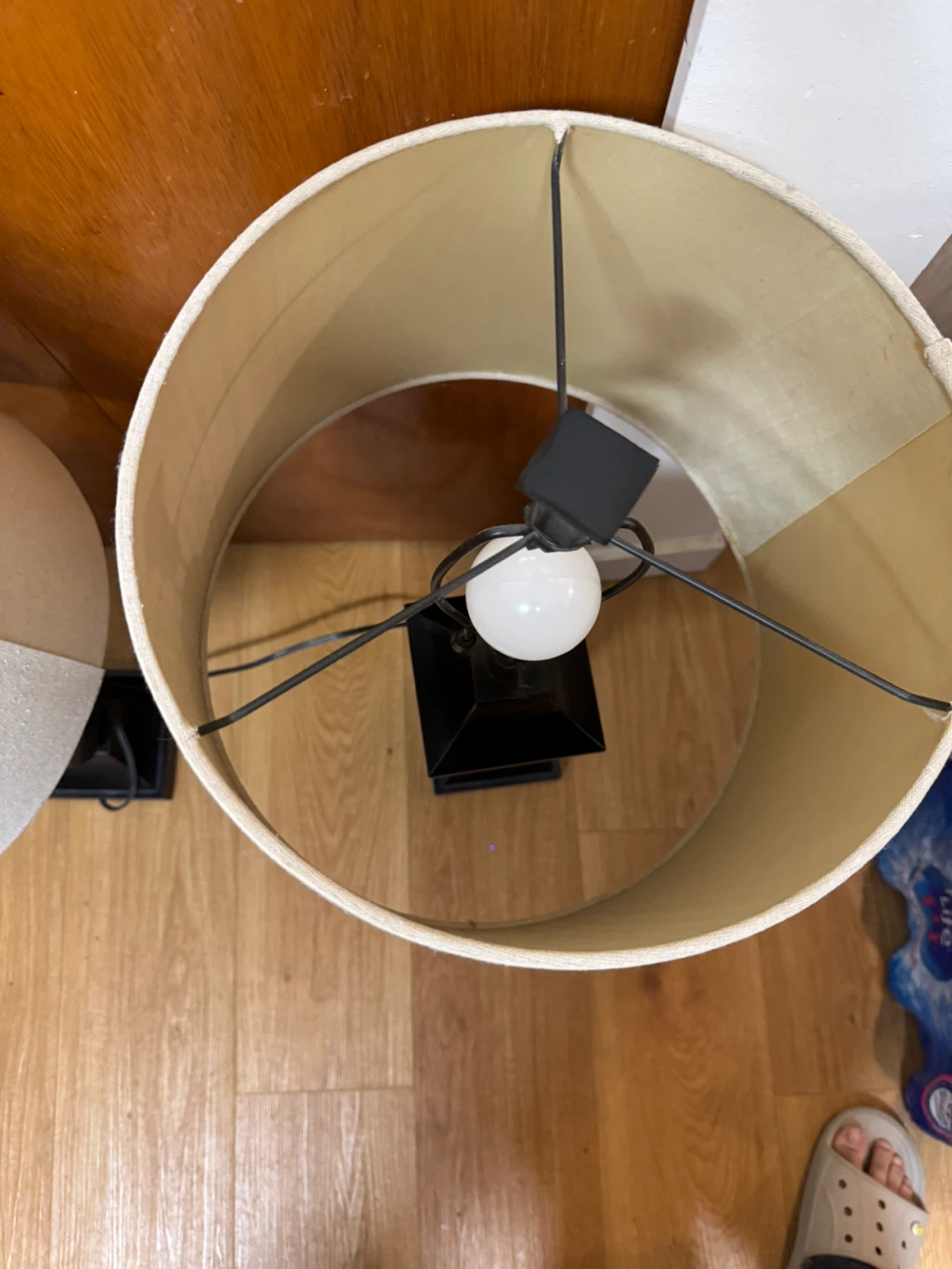 Black Table Lamp with Beige Shade - photo 2