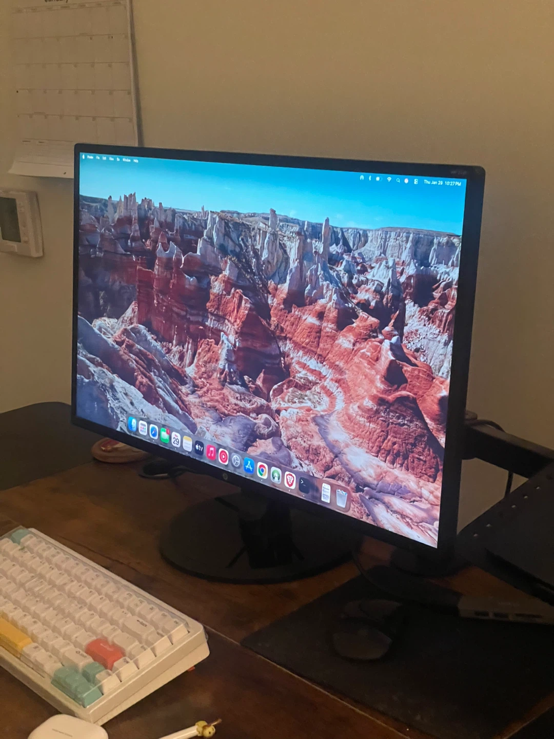 HP 27 inch IPS LED Monitor - photo 2