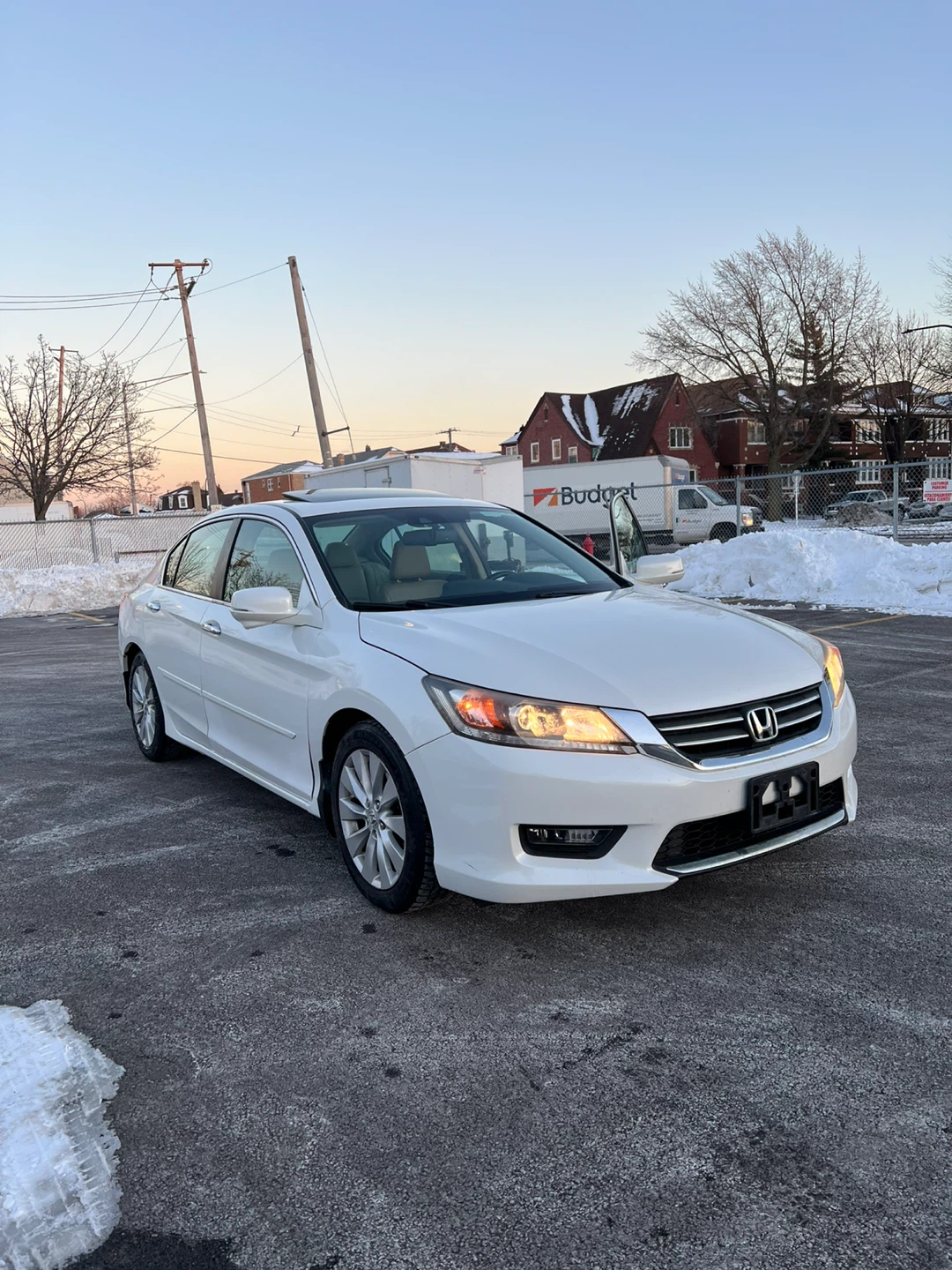 2014 White Honda Accord Sedan EX-L