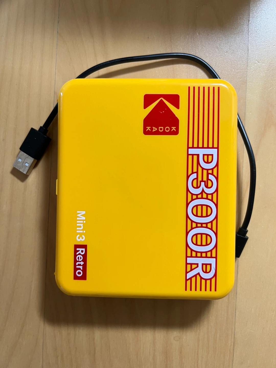 P300R Kodak Printer + 8 sheet photo paper