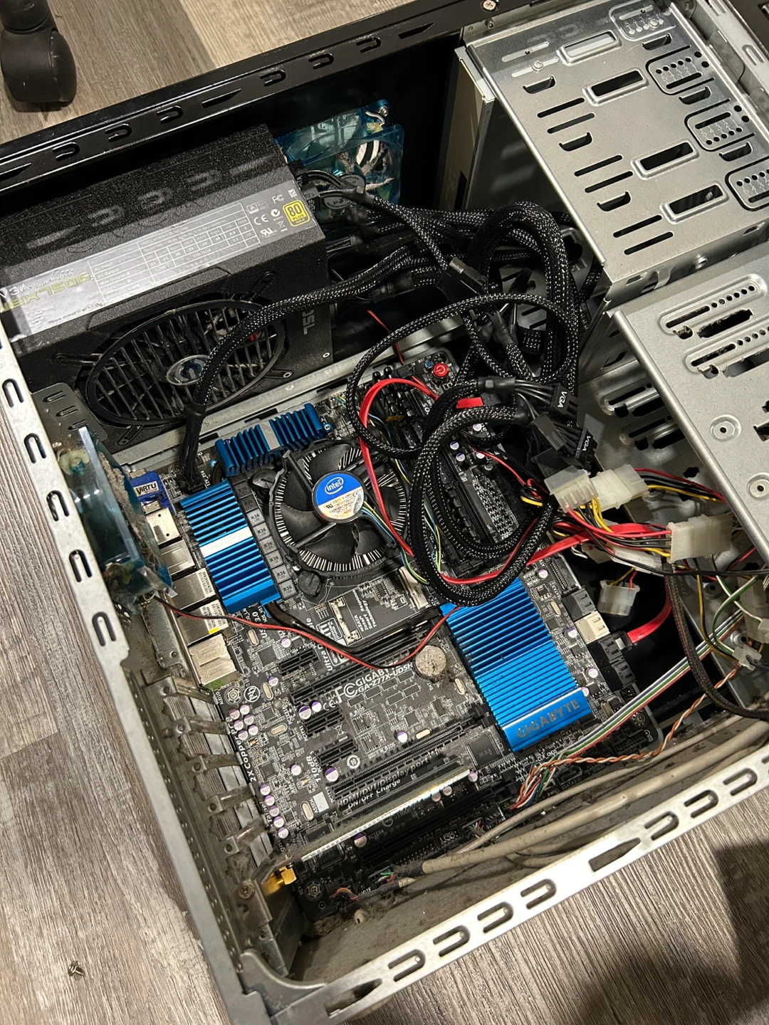 Custom Gaming PC Tower - photo 3