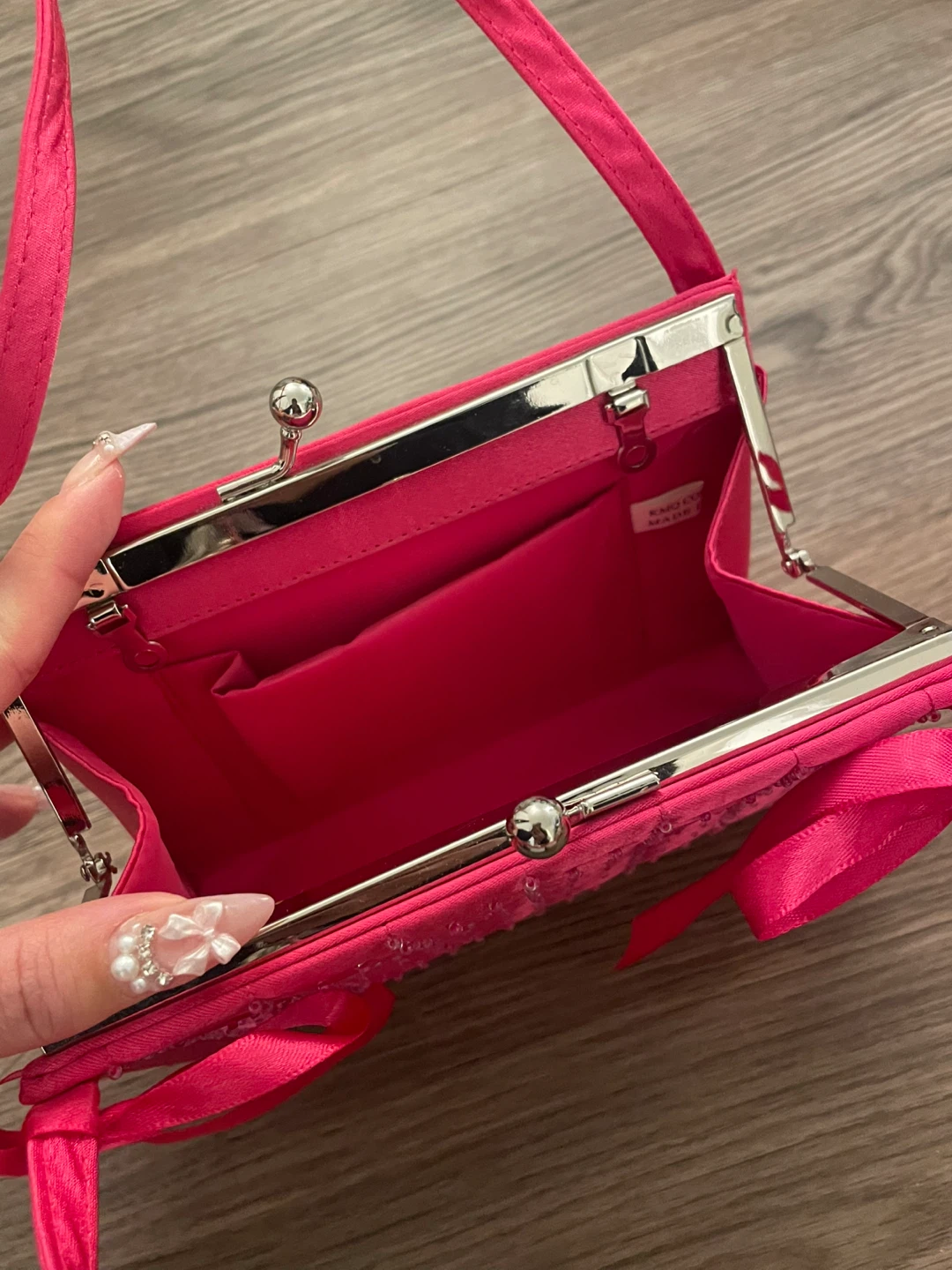 Vintage Hot Pink Beads Bag with Bows - photo 3