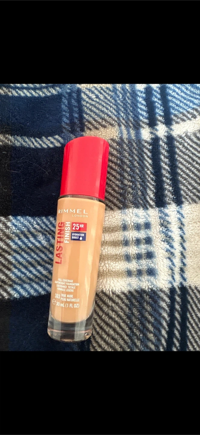 Rimmel London Lasting Finish Foundation 303 True Nude 30ml
