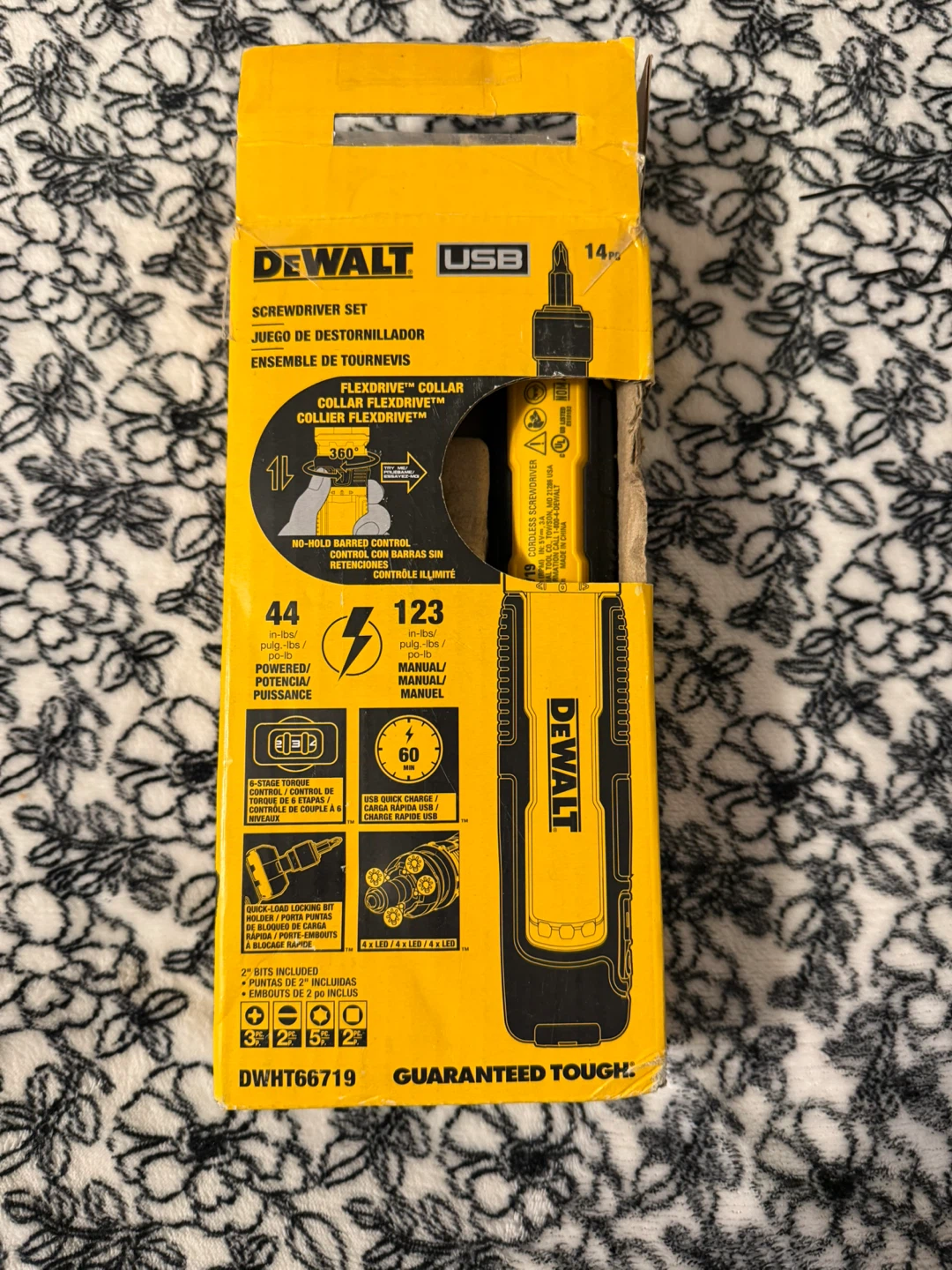 DeWalt USB Cordless Screwdriver Set