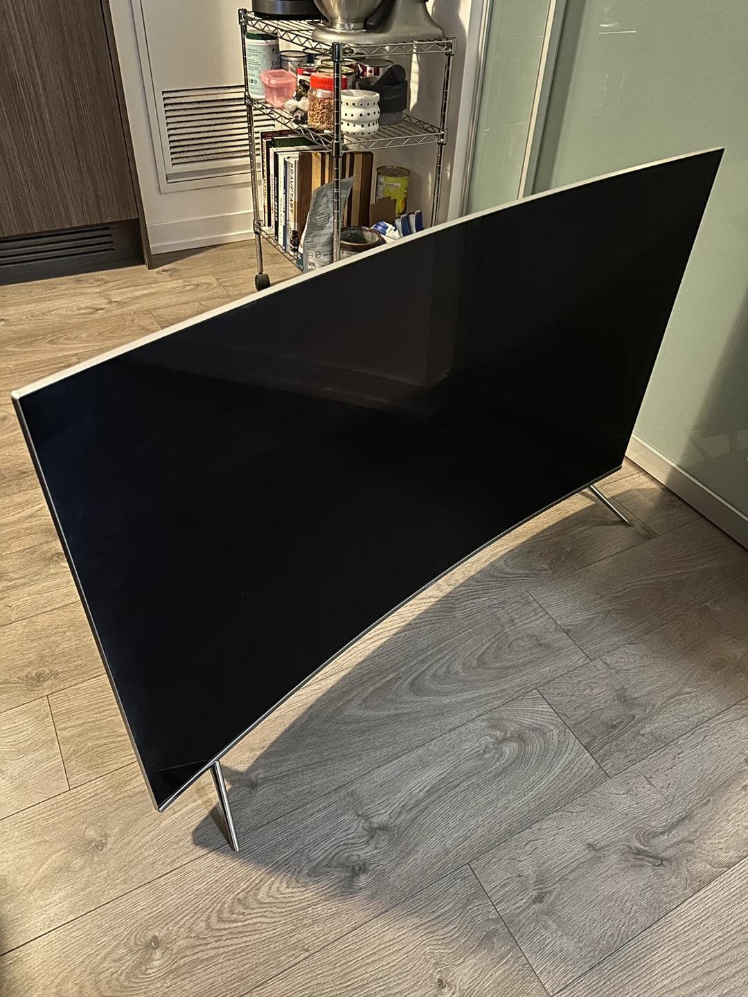 55 Inch Curved TV with Legs