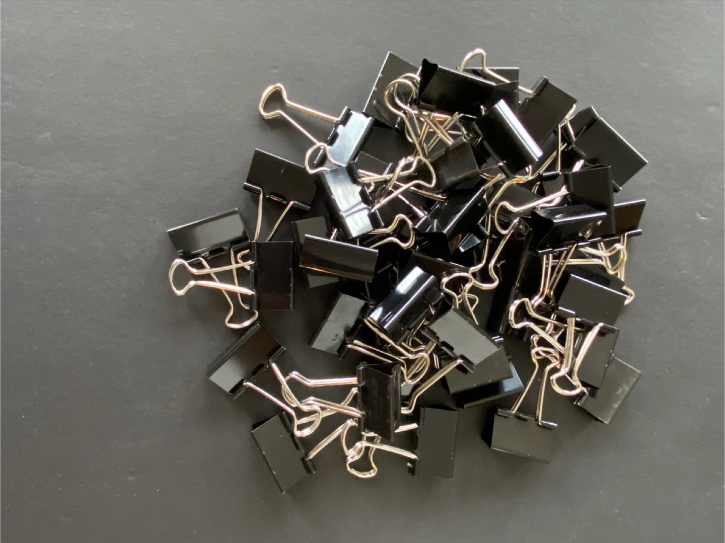 BINDER CLIPS - HUGE LOT OF 630+, VARIOUS SIZES  *OVER 5.5 LBS* - photo 4