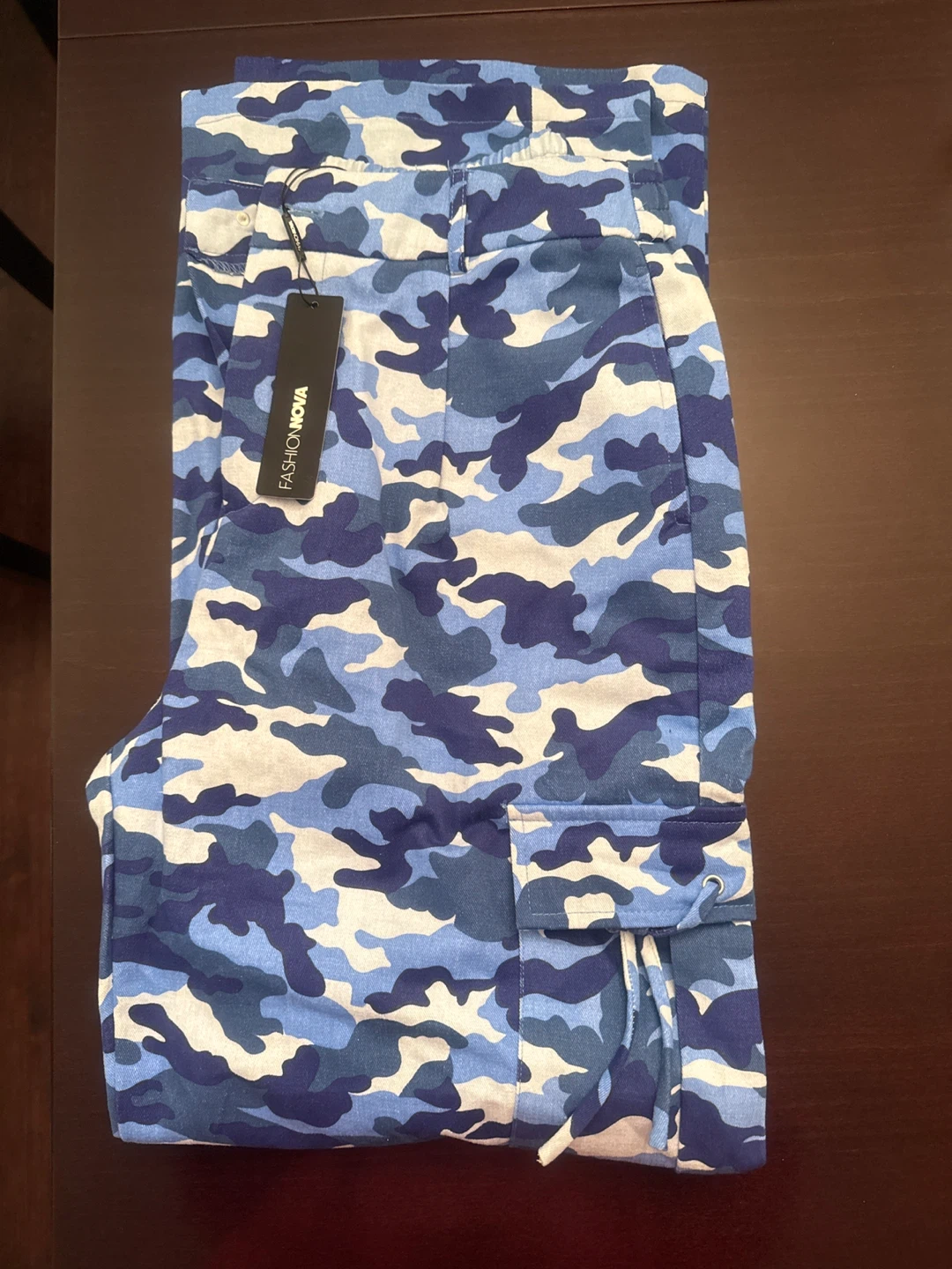 Fashion Nova Blue Camo Cargo Pants - Size L - photo 3