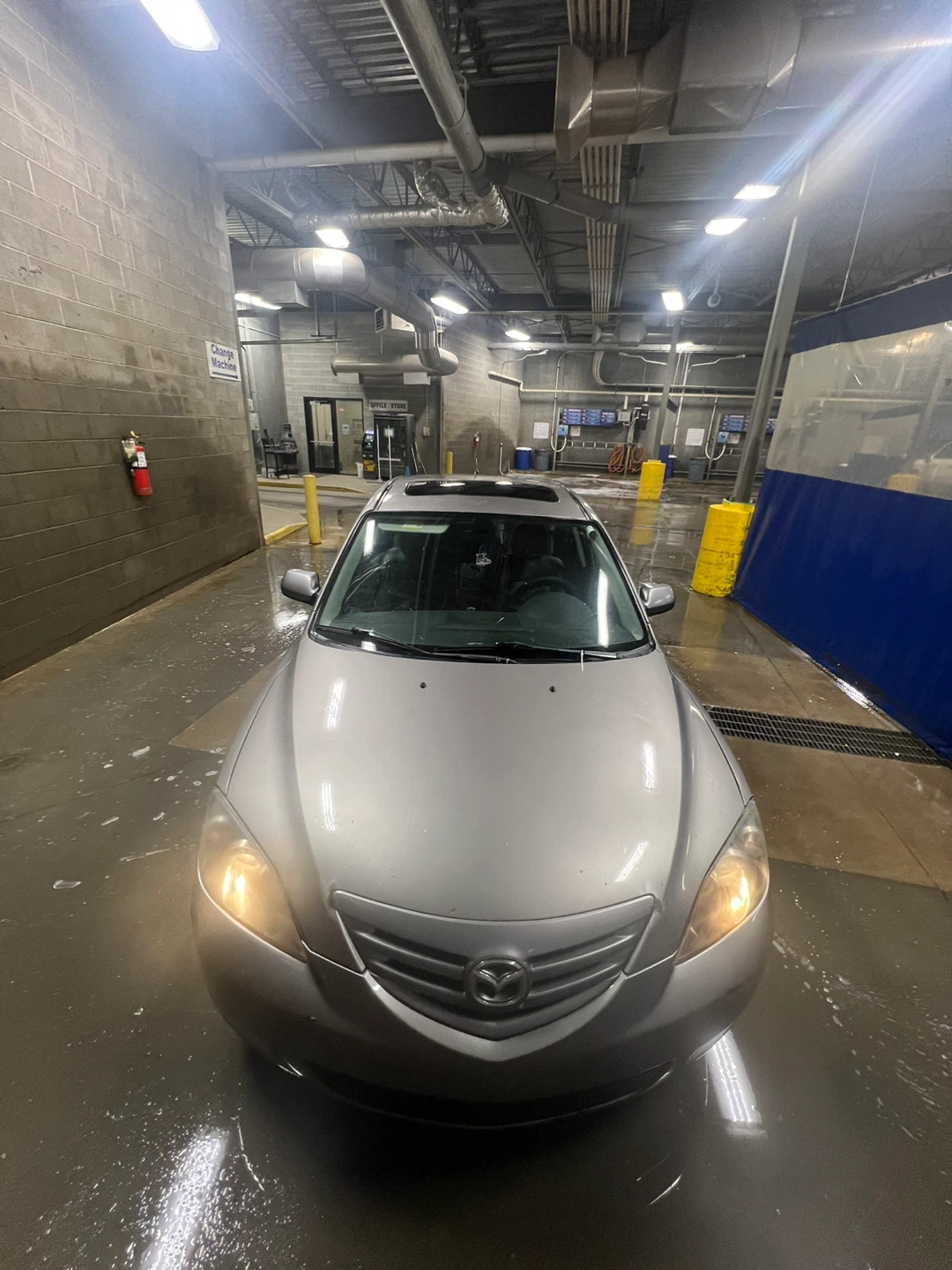 2006 mazda hatchback 3 - photo 3
