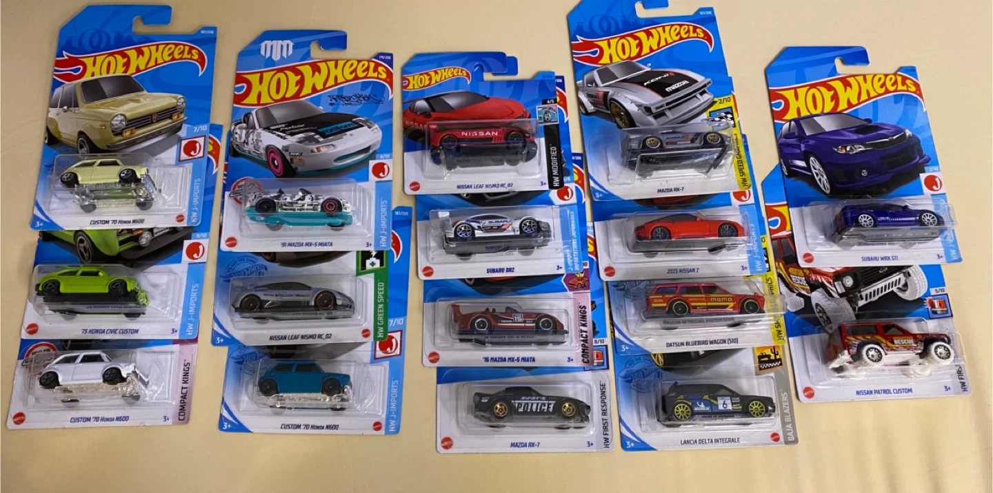 Hot Wheels Diecast Cars Lot (Multiple Models)