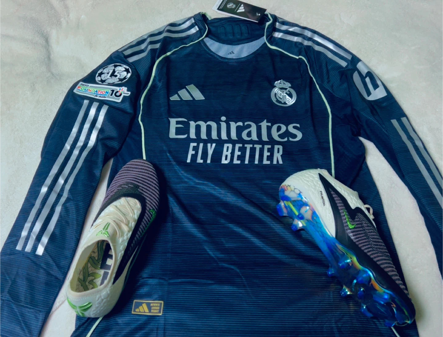 Nike KOBE Phantom Football & Real Madrid Mbappé Jersey