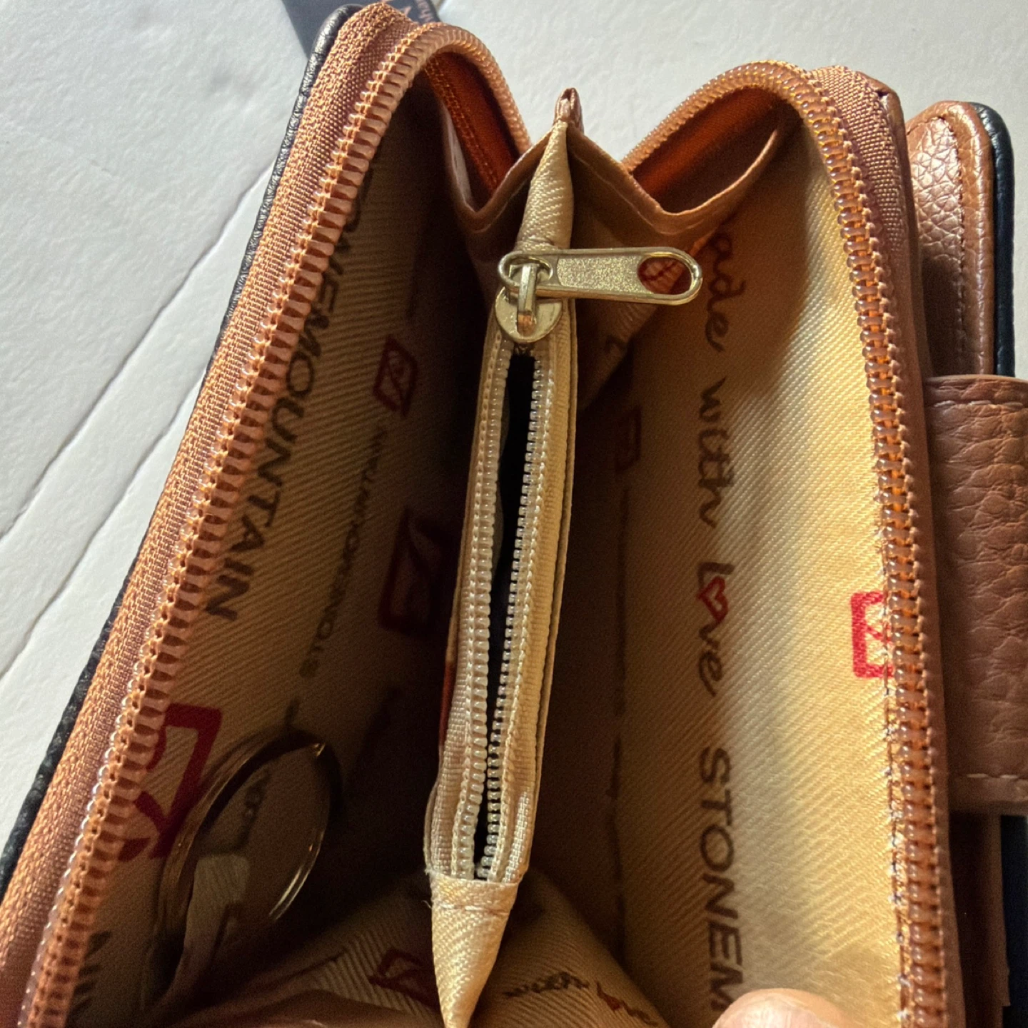 Stone Mountain Leather Wallet - photo 4