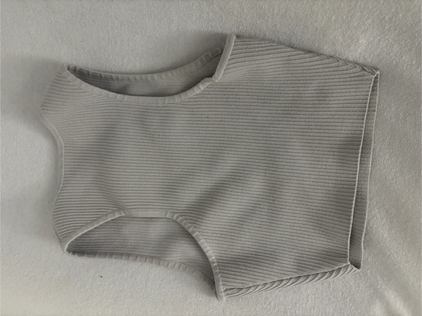 Babaton Grey Ribbed Sleeveless Top - Size XS - photo 2