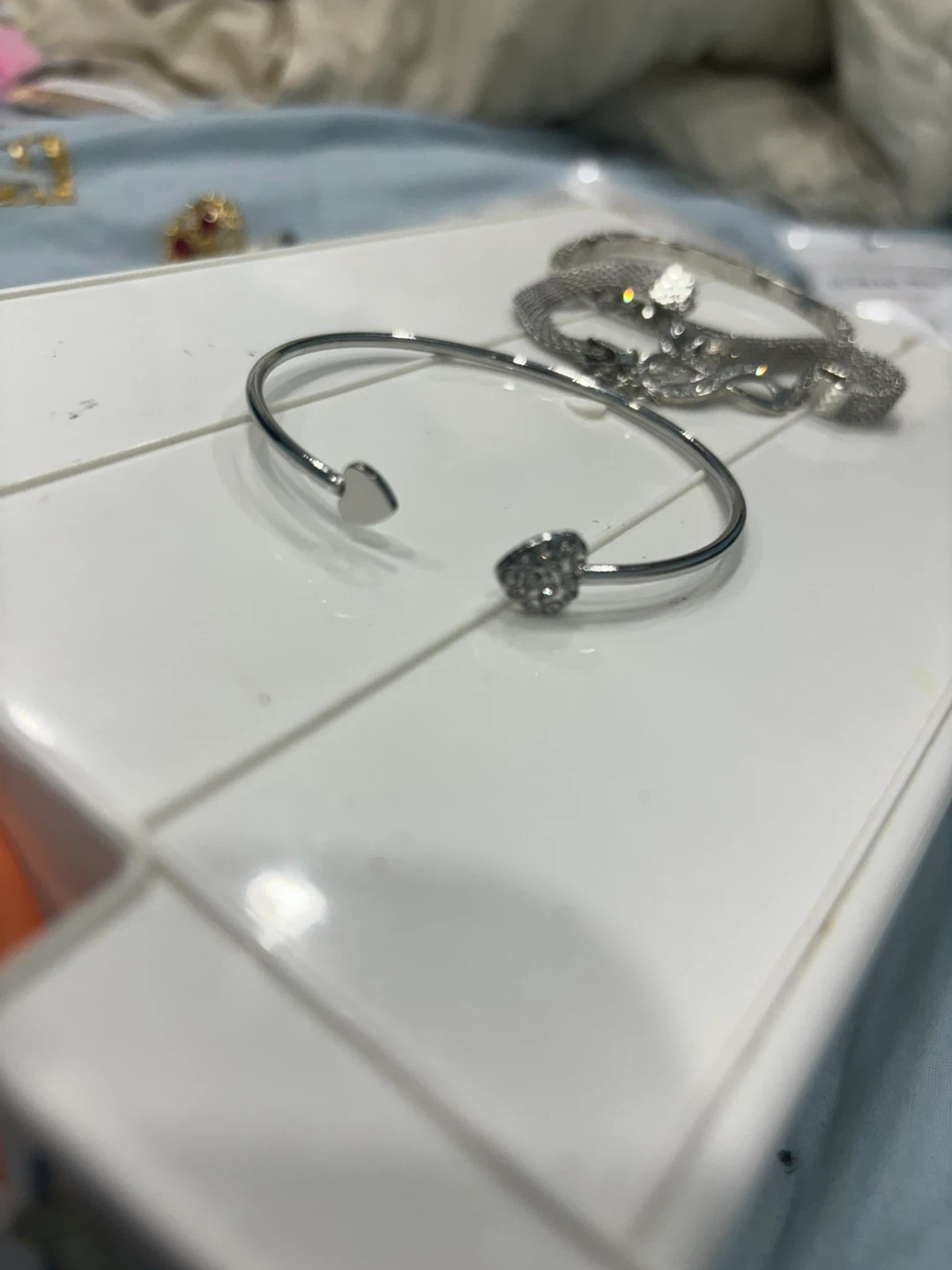 Lot of 3 Silver-Tone Bracelets - photo 4