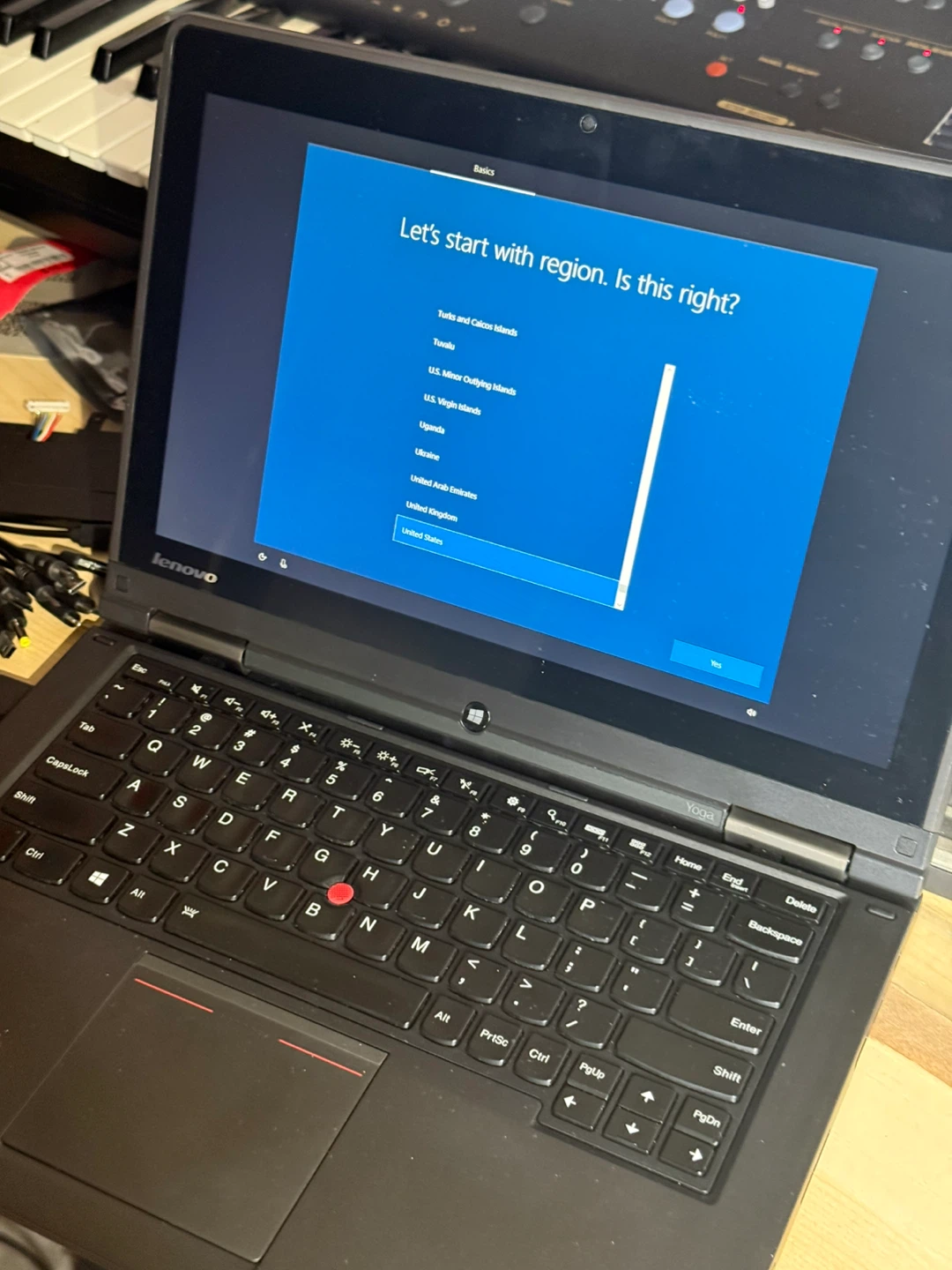 Lenovo ThinkPad Yoga 2-in-1 Laptop - photo 5