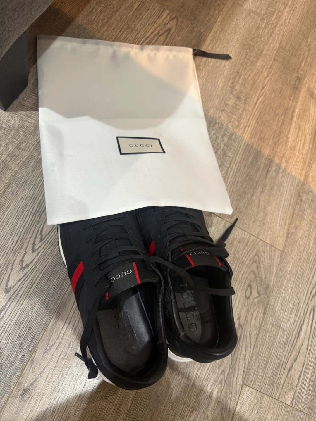 Gucci Sneakers – Size 10 - photo 2