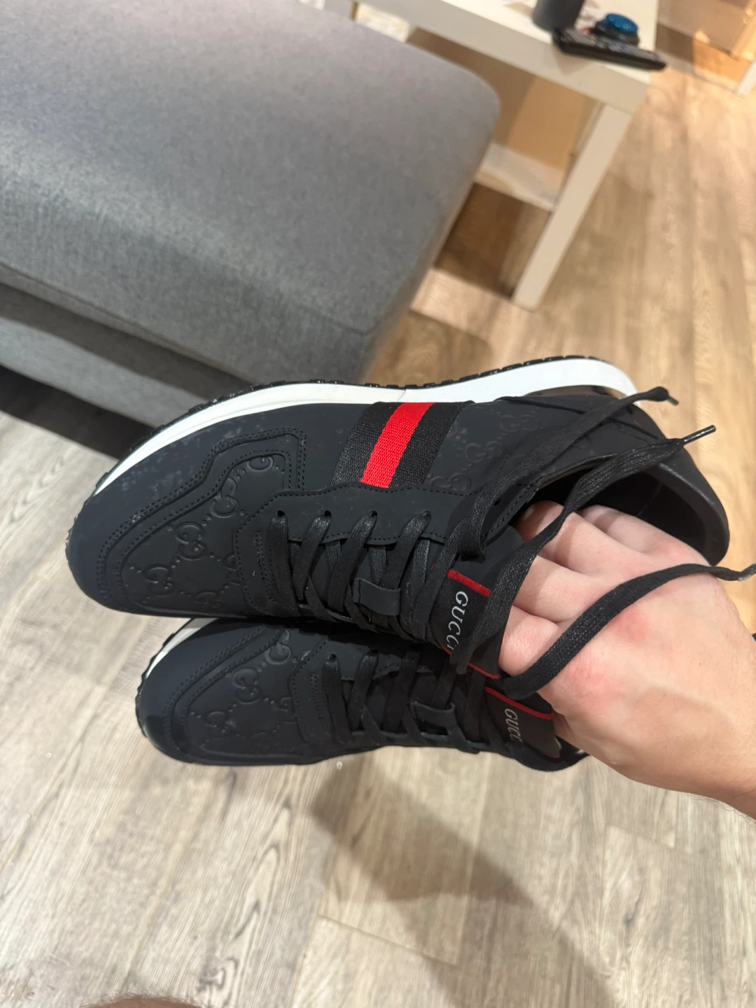 Gucci Sneakers – Size 10 - photo 3