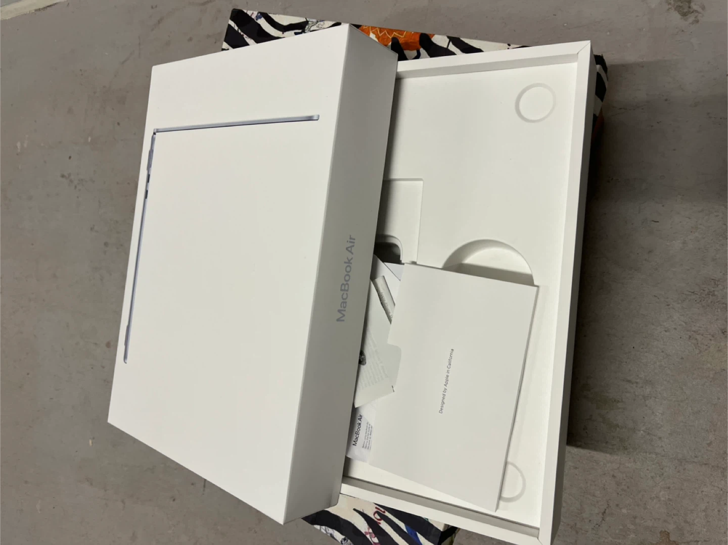 Empty Box Apple MacBook Air 13-inch M4 Chip - photo 3