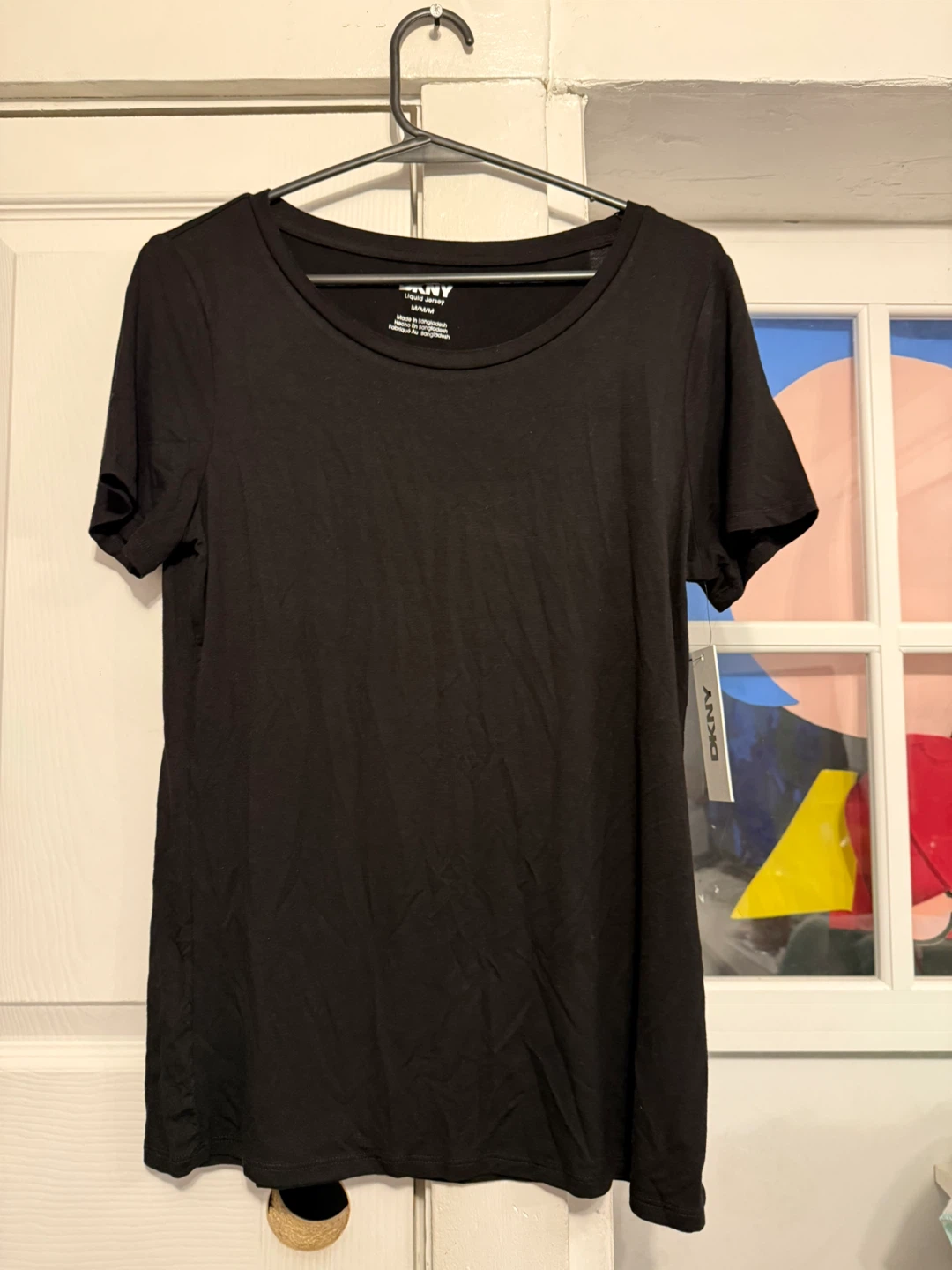 DKNY Black Short Sleeve T-Shirt - Size Medium