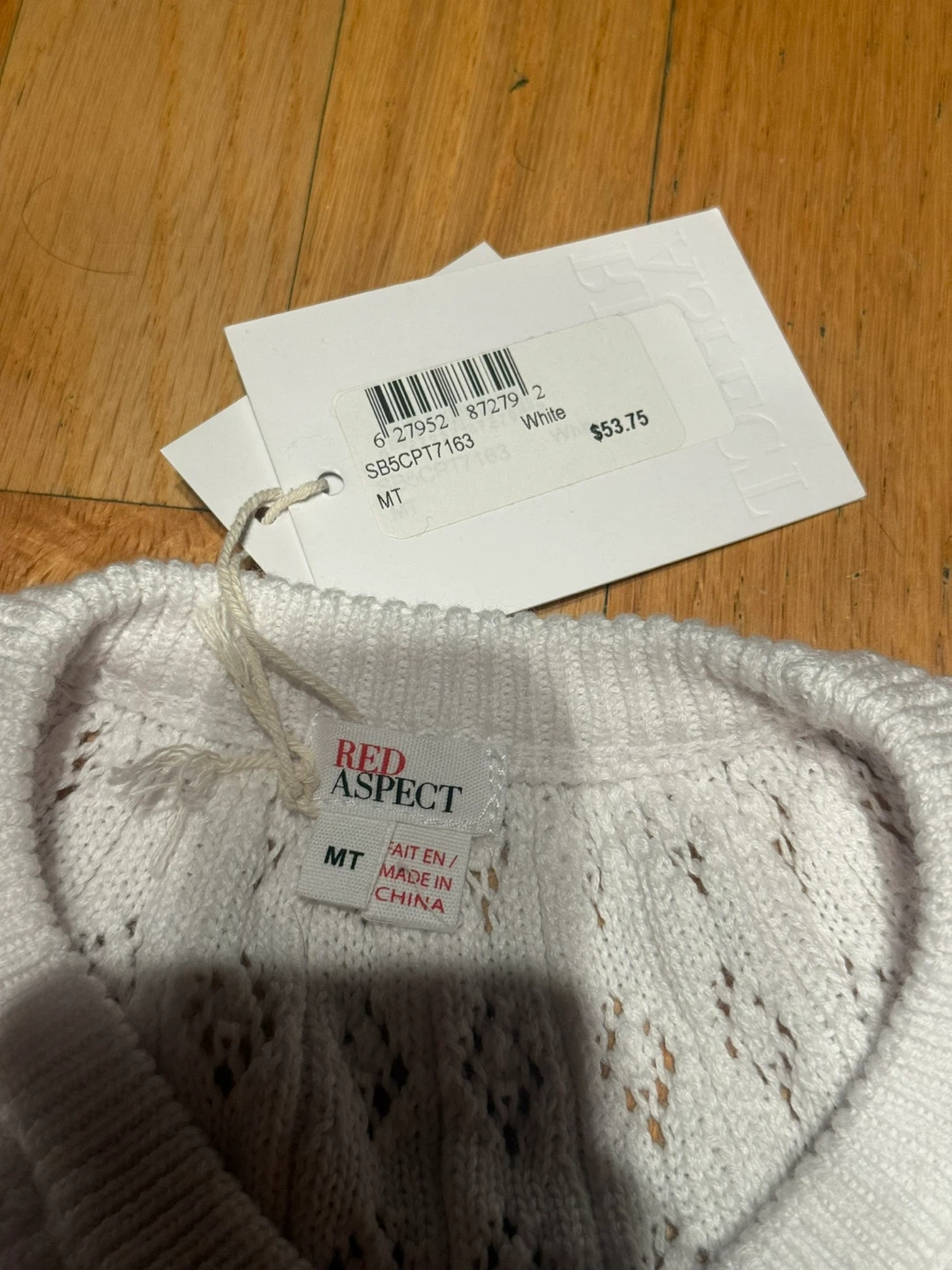 RED ASPECT White Knit Top - Size MT - photo 4