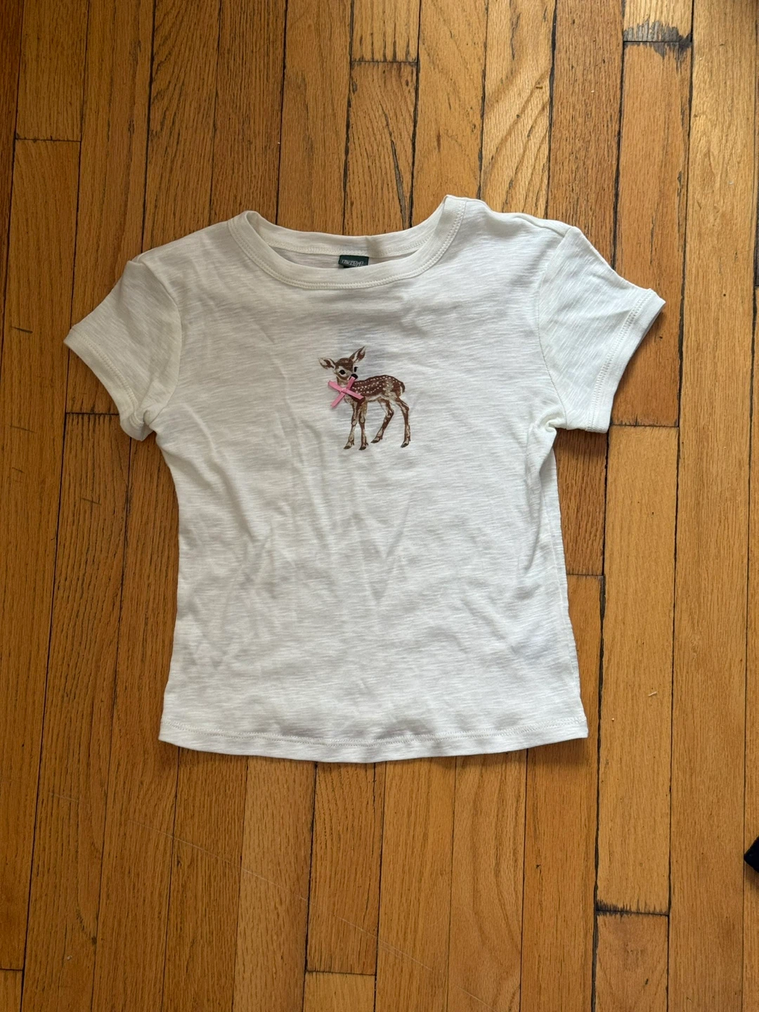 Wild Fable White Deer Graphic T-Shirt Size S