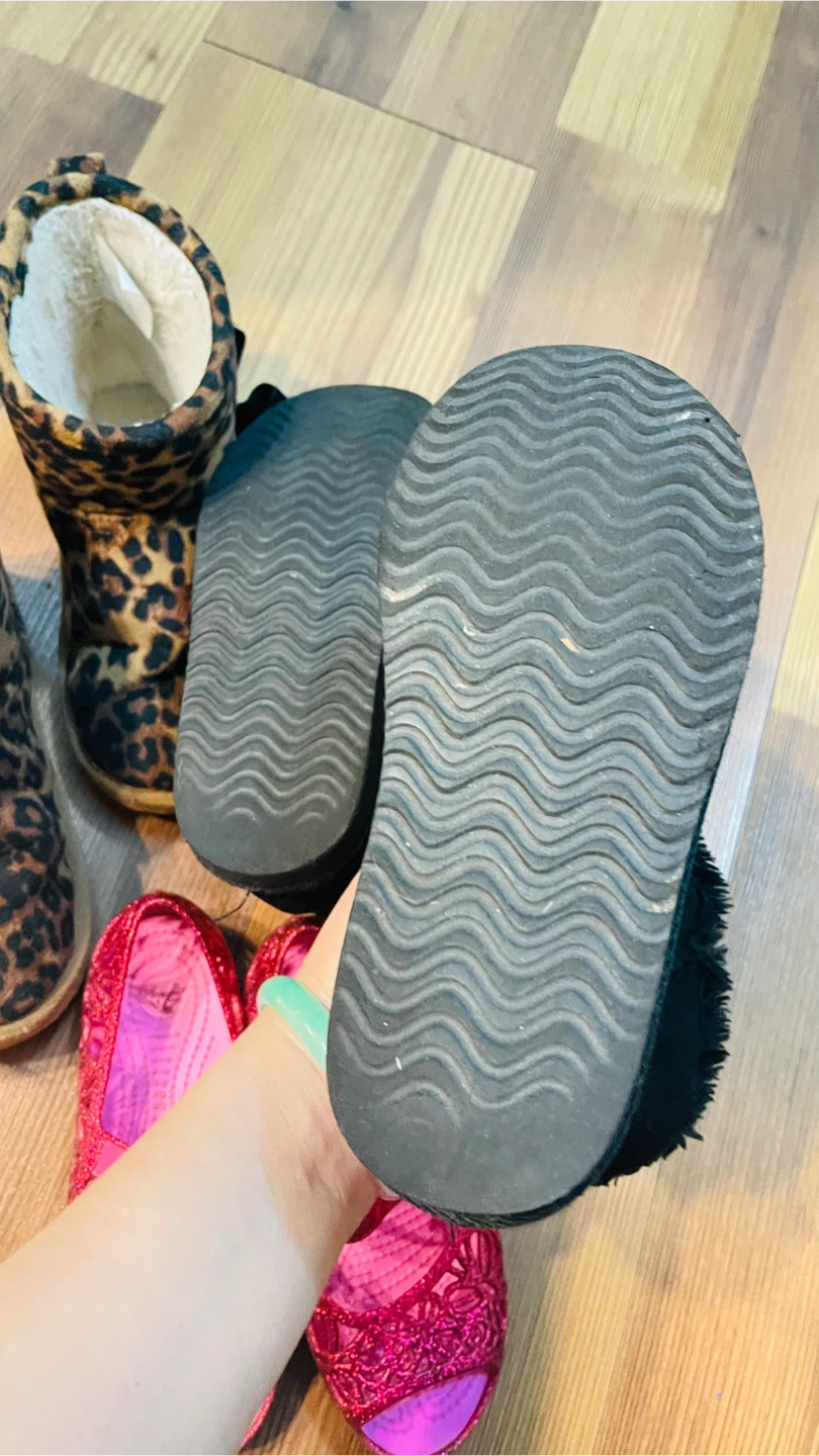 Girls' Boot & Croc Bundle - photo 4