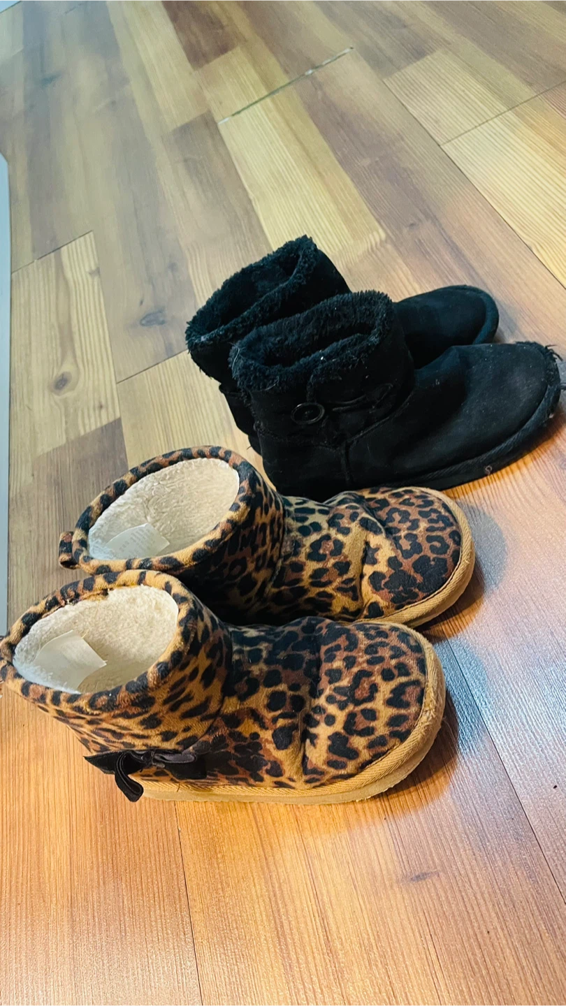 Girls' Boot & Croc Bundle - photo 3
