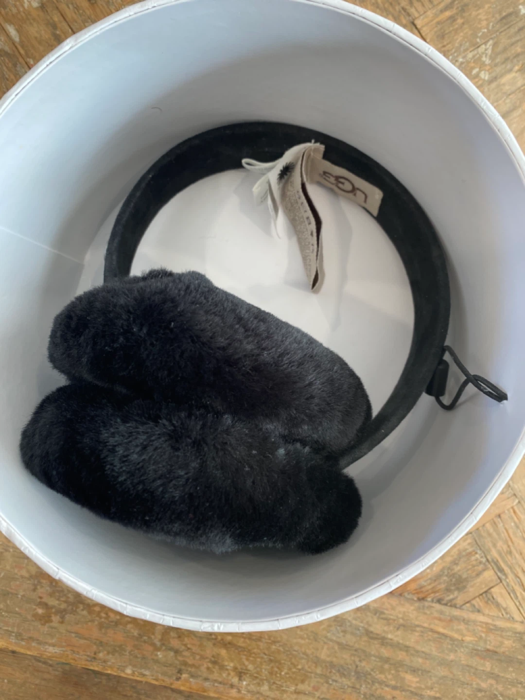 UGG Black Sheepskin Earmuffs - photo 3