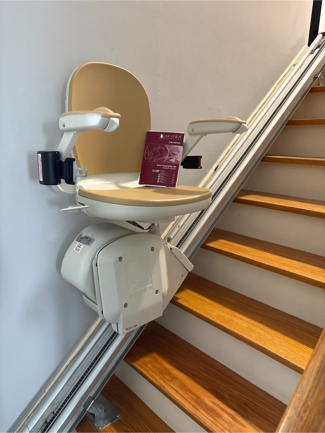 Acorn chairlift