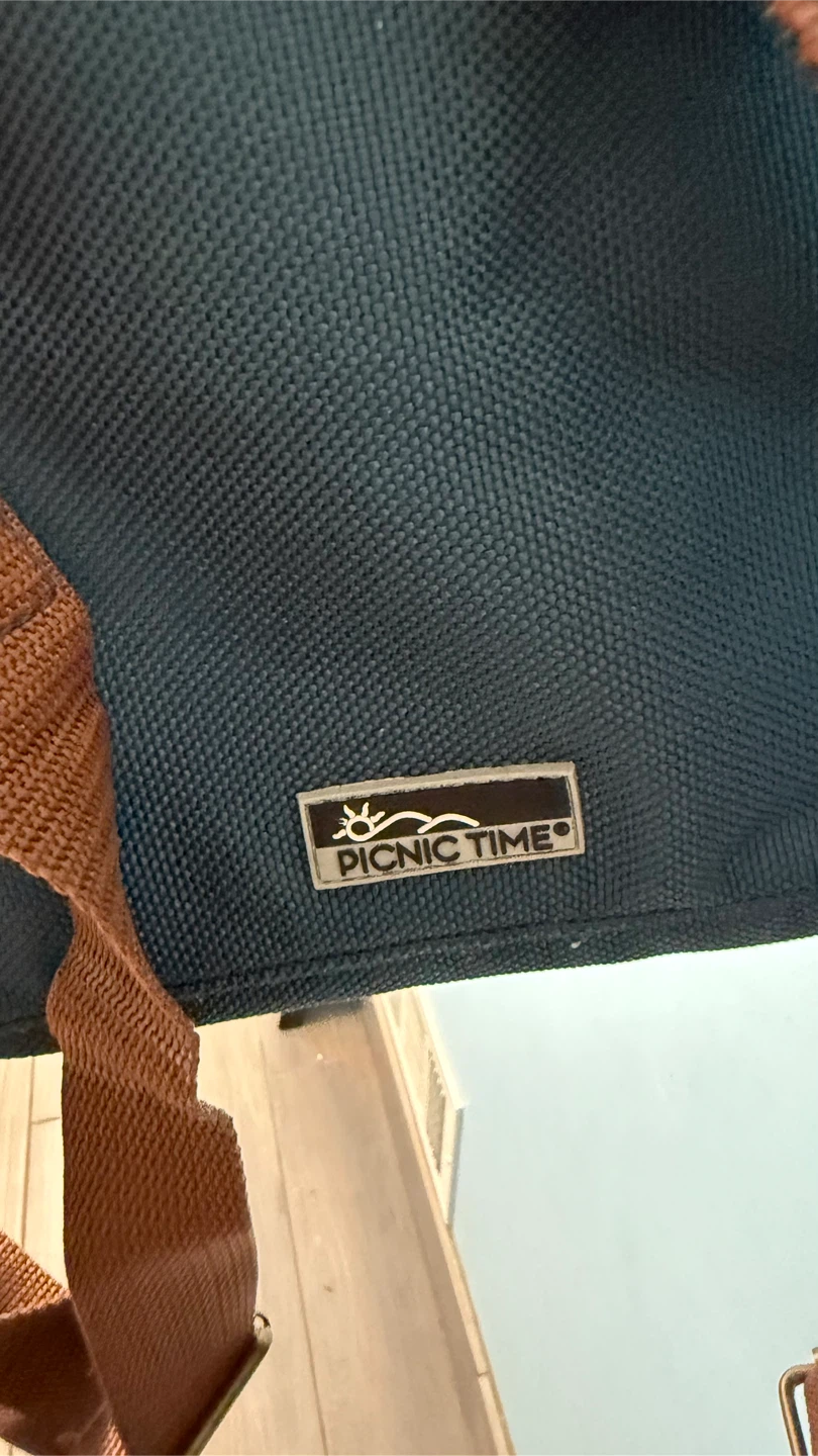 Picnic Time Insulated Backpack Cooler check more pictures - photo 3