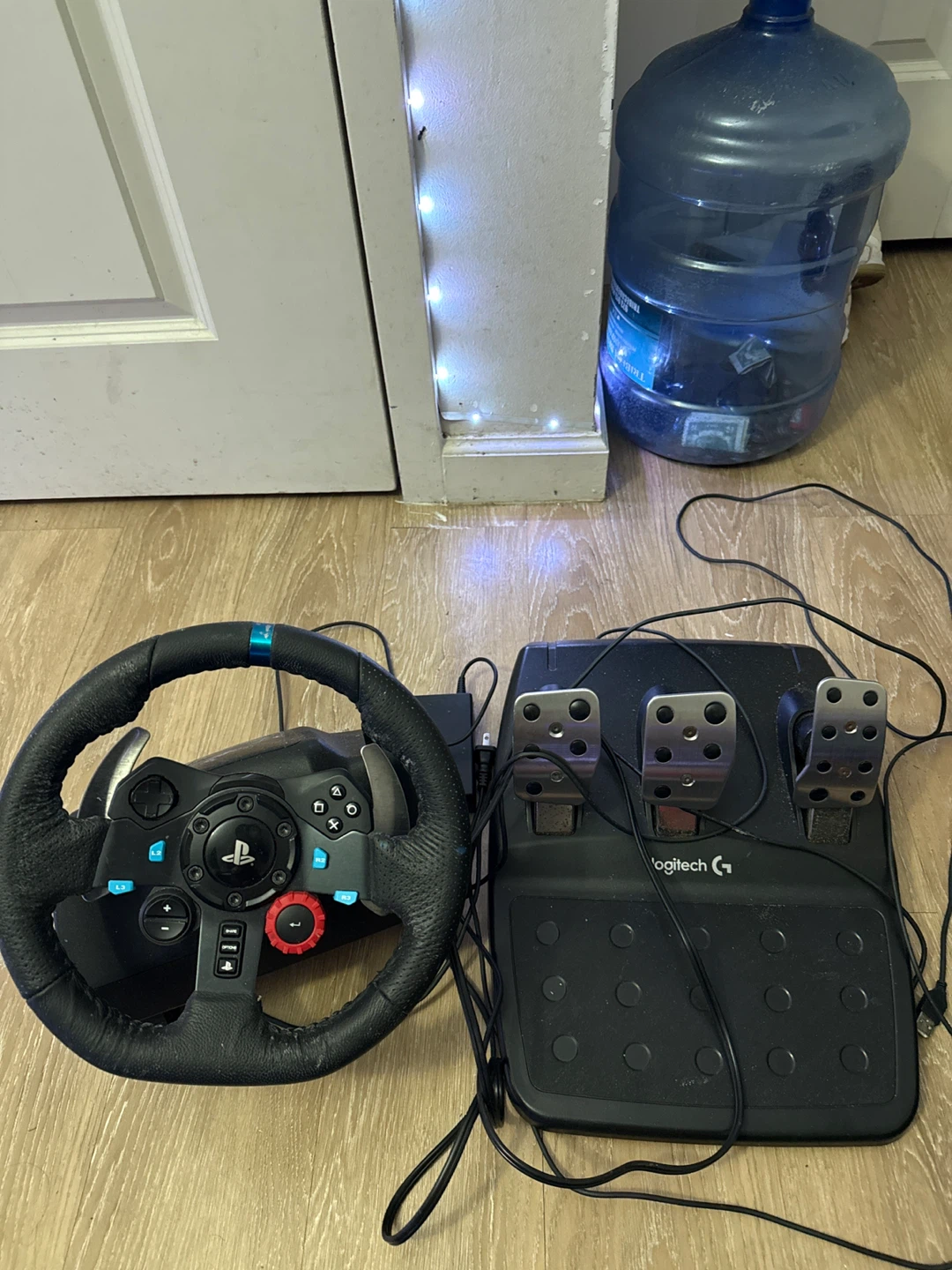 Logitech G29 Driving Force Racing Wheel and Pedals for PS4/PS5