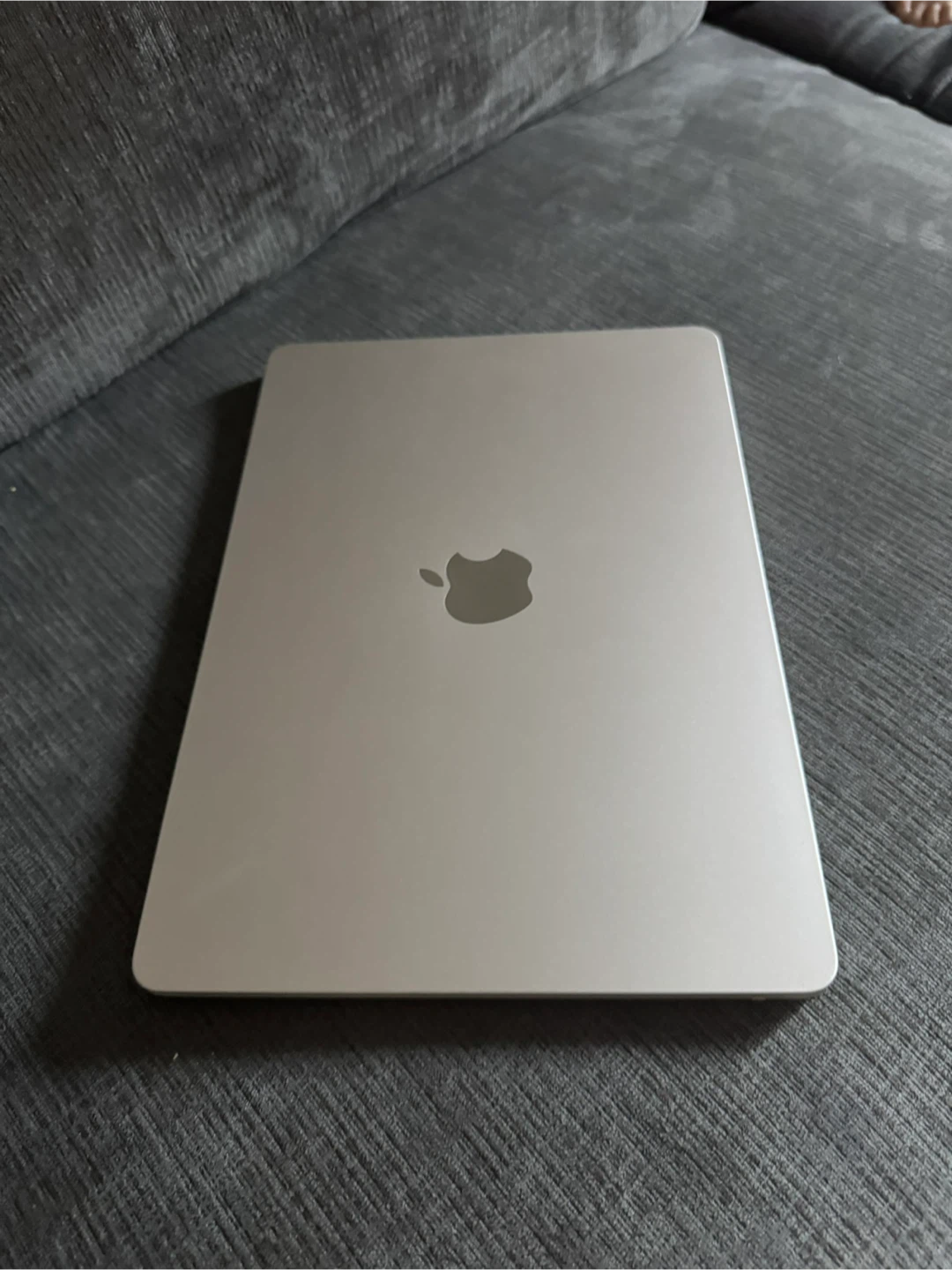 Apple MacBook Air M2 Laptop - photo 4