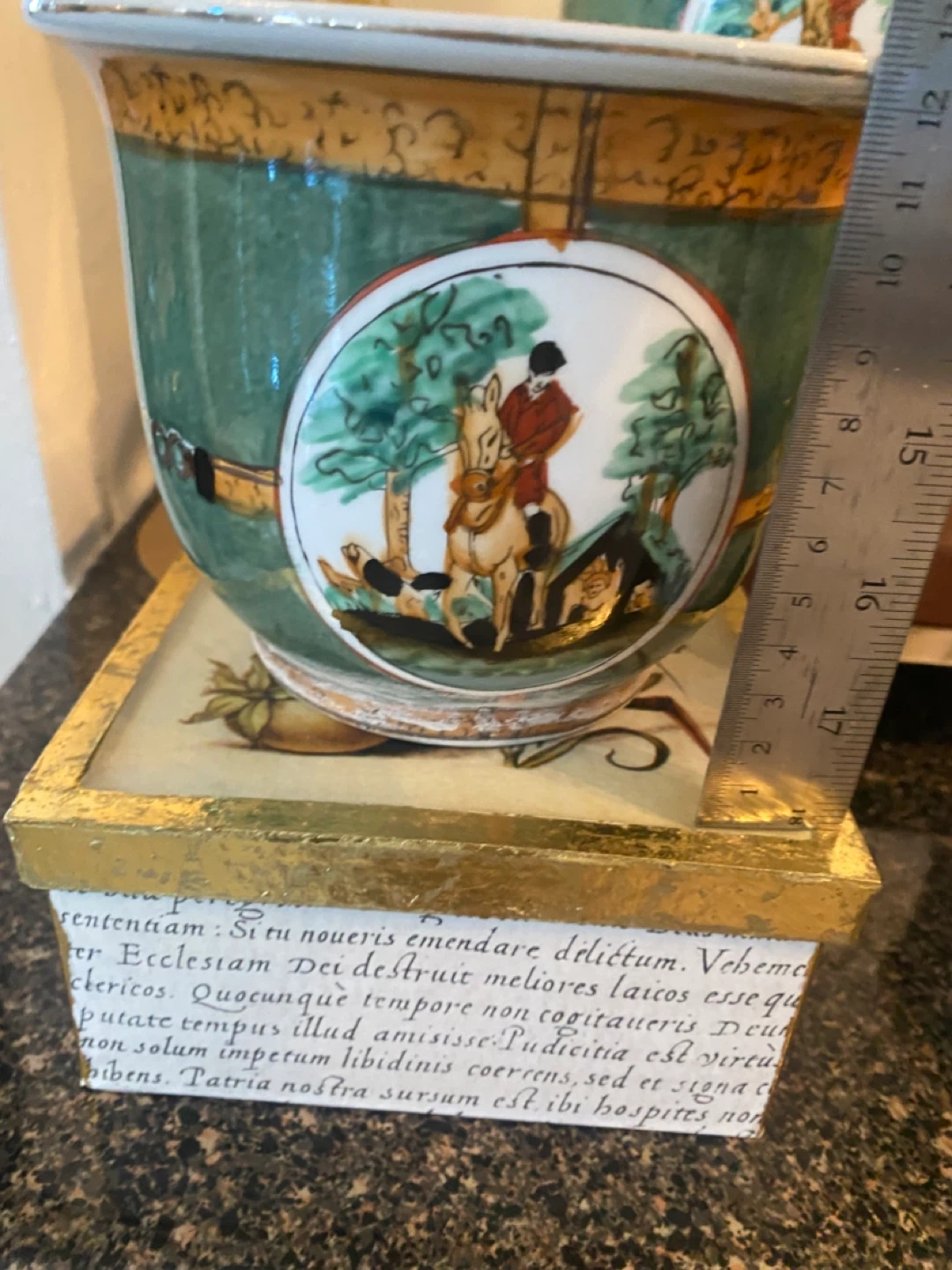Vintage Decorative Planter Pot - photo 5