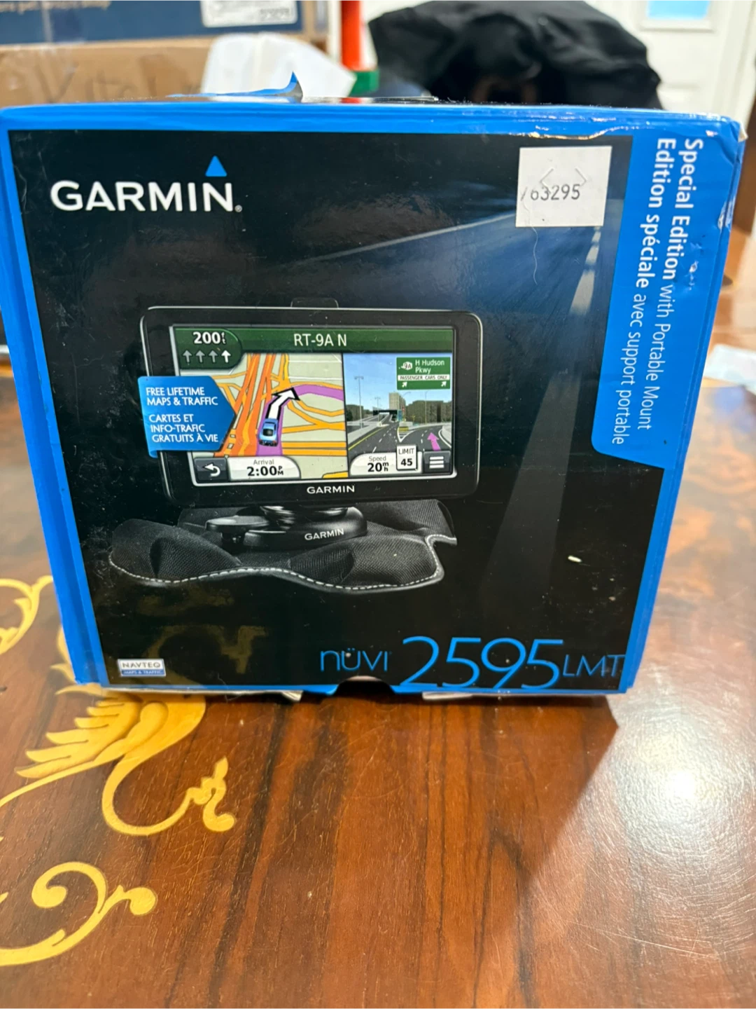 Garmin nüvi 2595LMT GPS Navigator