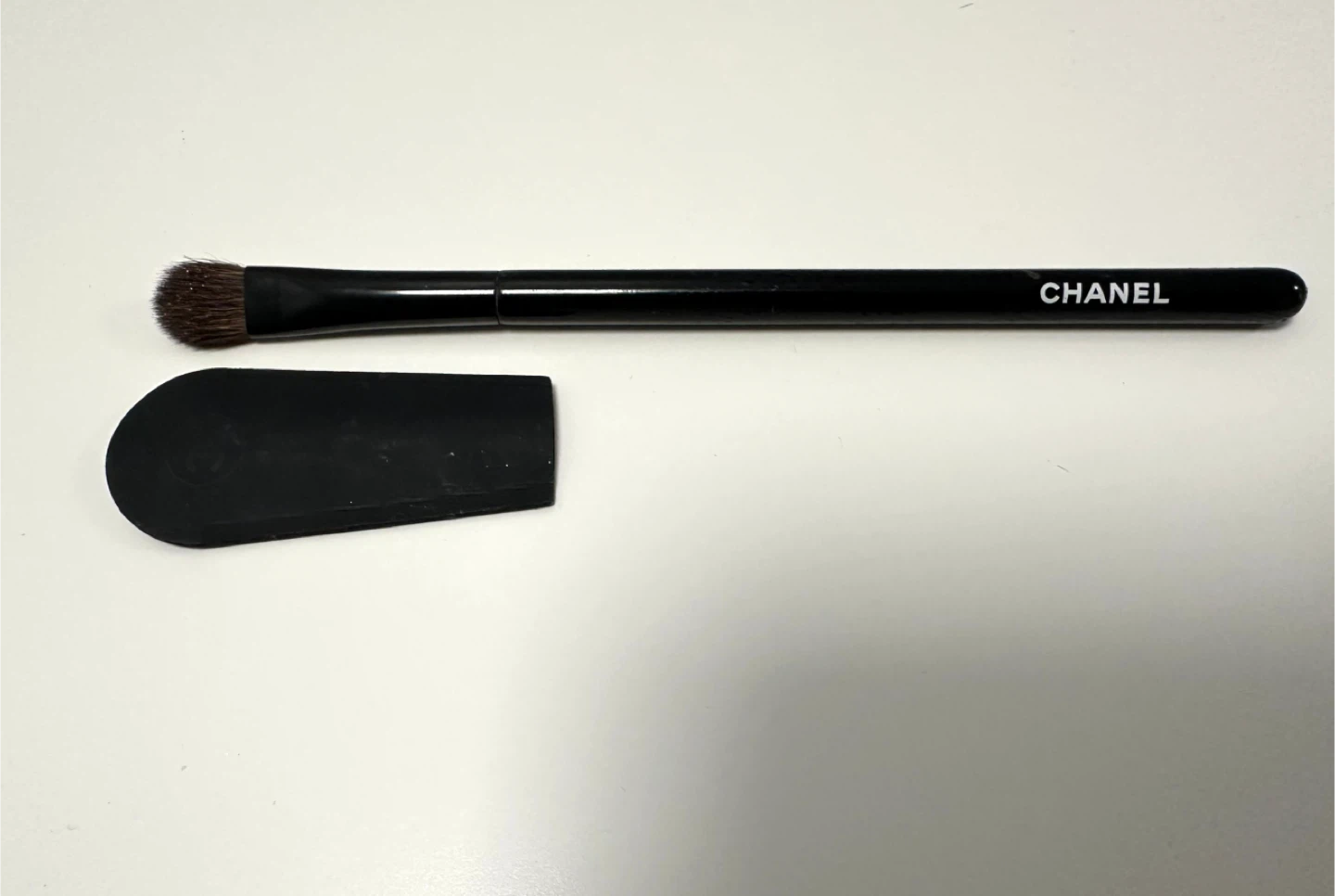 Chanel Flat Eyeshadow Brush N° 202