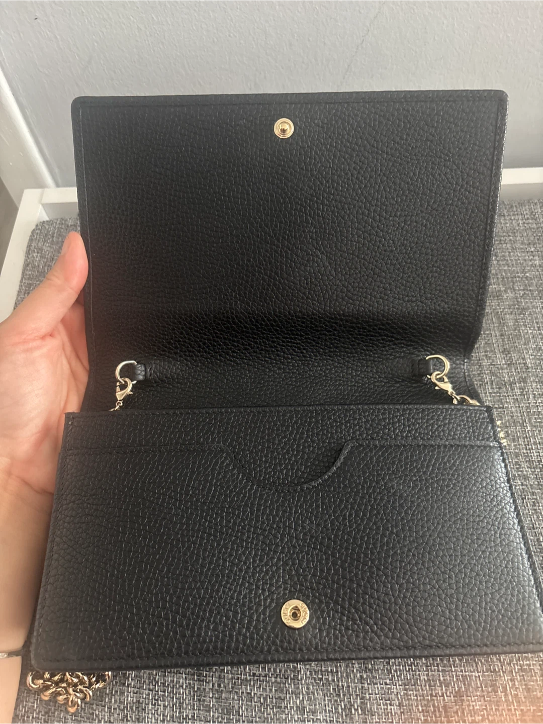 Gucci Black Leather Shoulder Bag with silver Chain - photo 4
