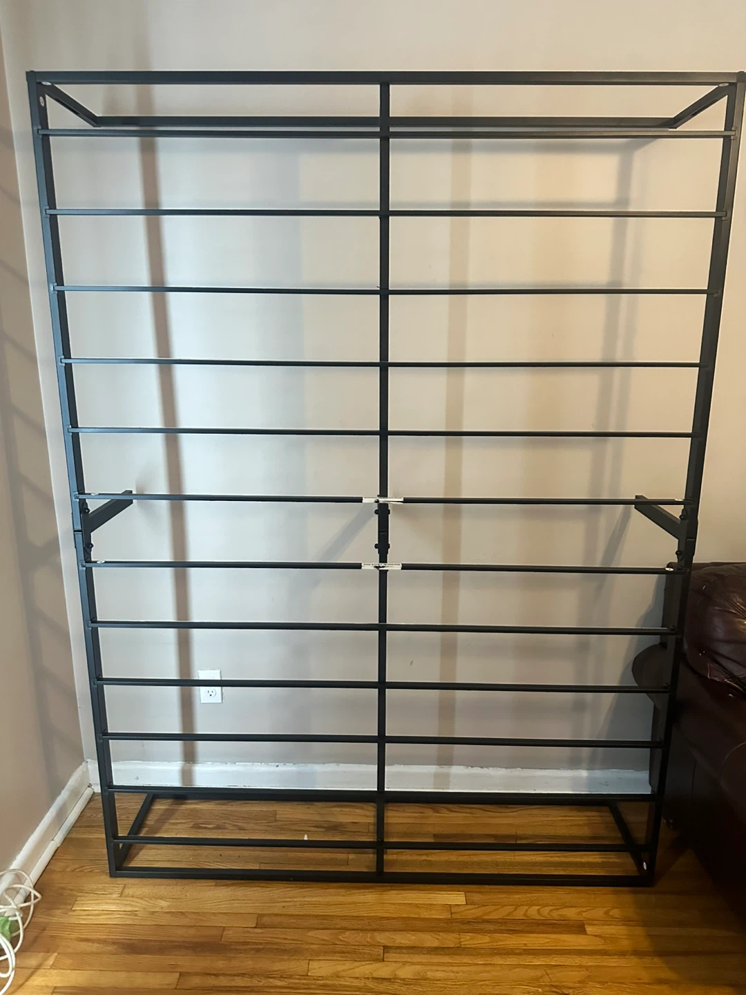 Black full/queen bed frame - photo 3