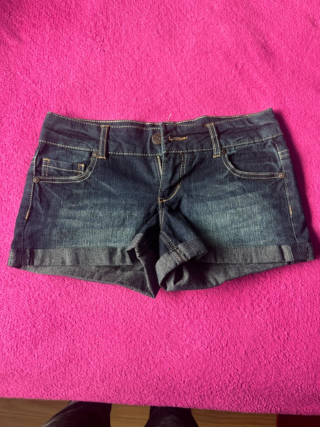 Abercrombie & Fitch Jeans & Denim Shorts Bundle - photo 3