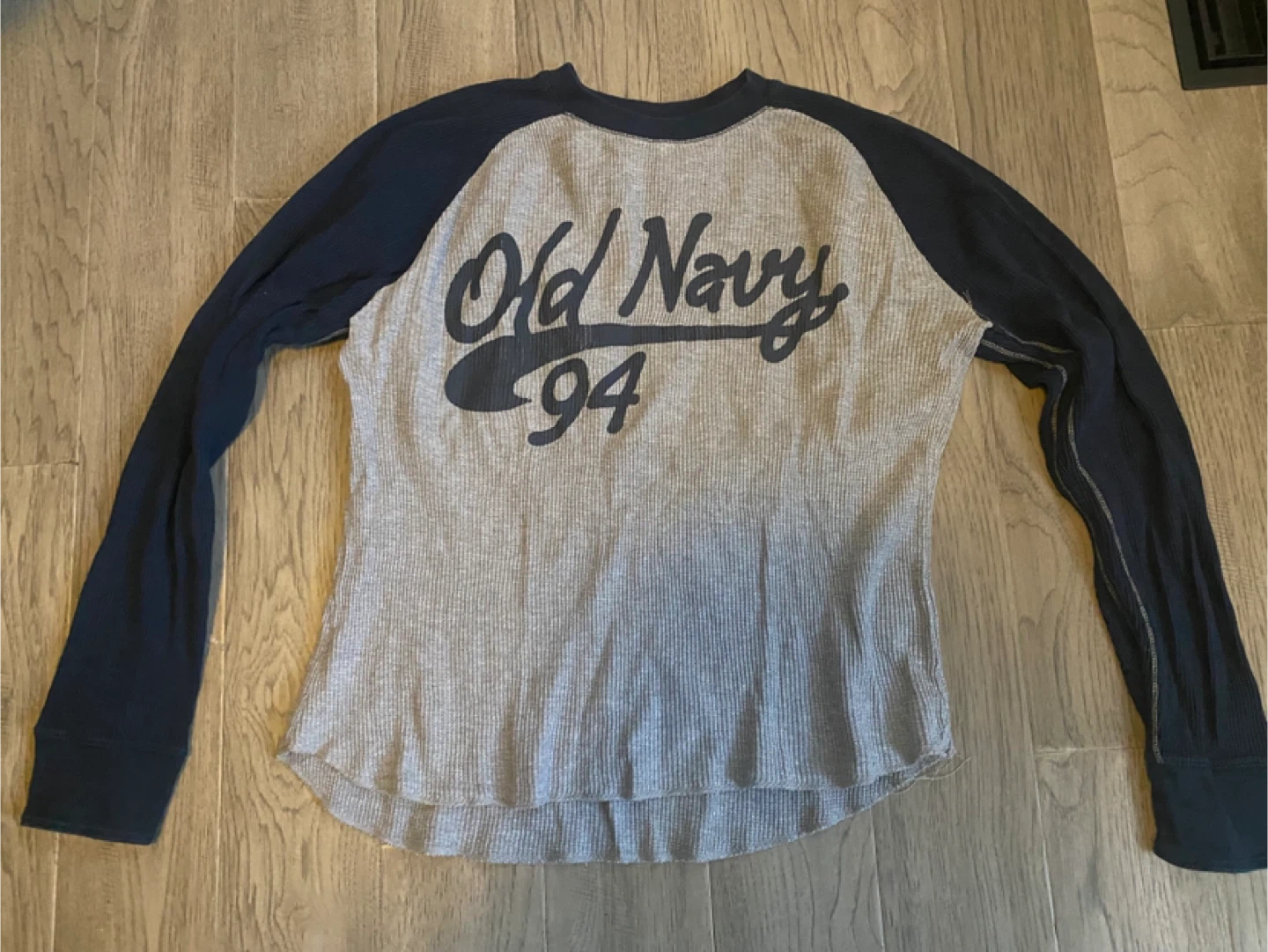 Old Navy 94 Raglan Long Sleeve Thermal Shirt