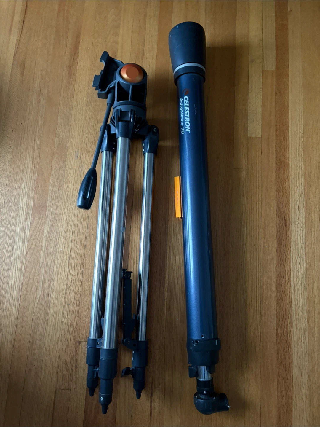 Celestron AstroMaster 70 Telescope with Tripod
