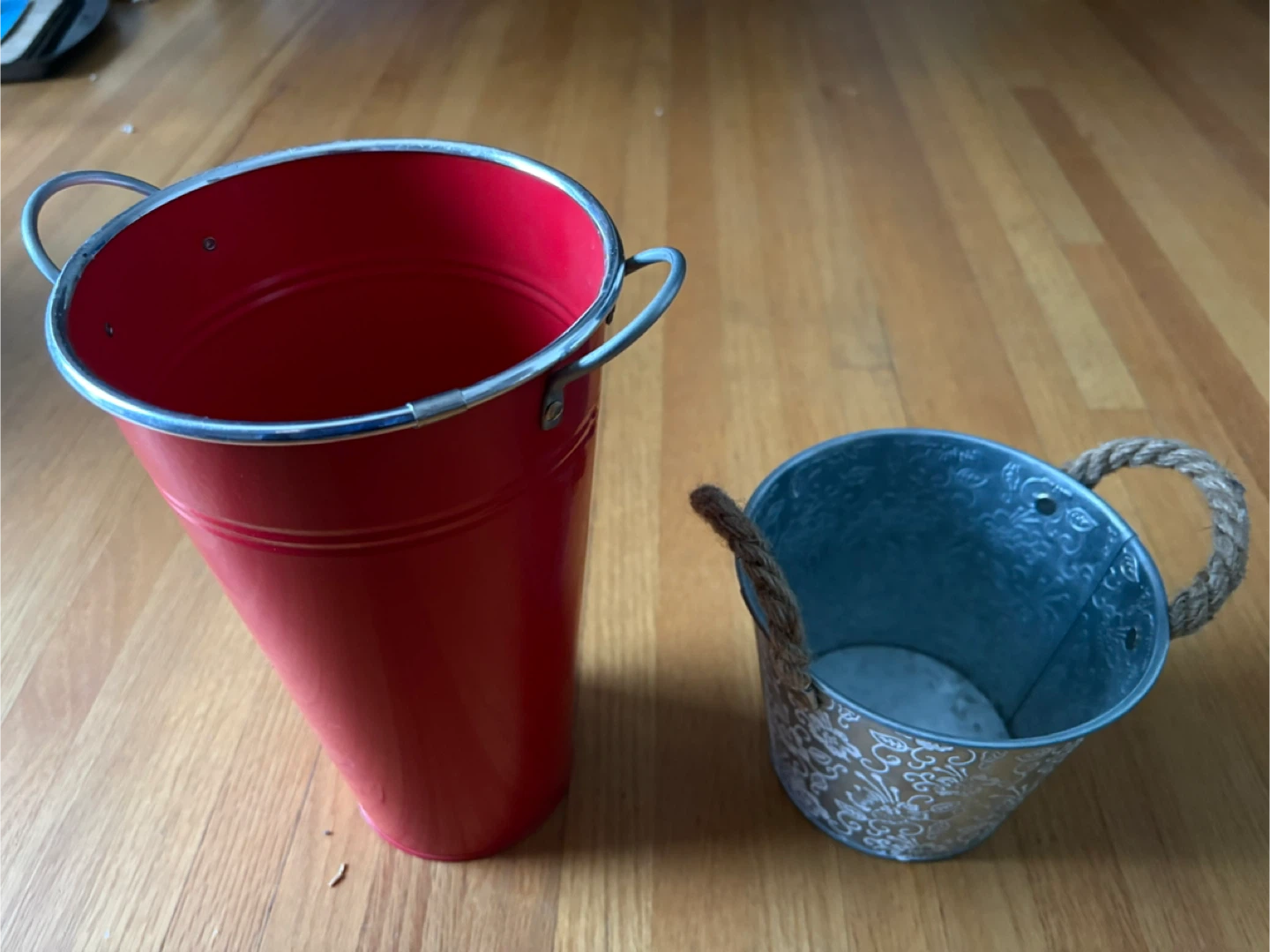 Red and Silver Pail Set