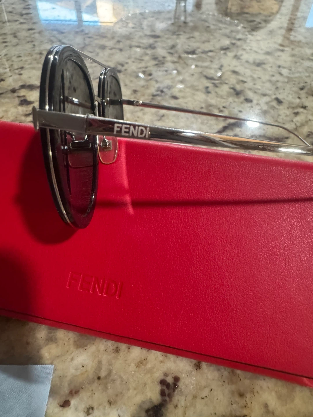Fendi sunglasses - photo 3