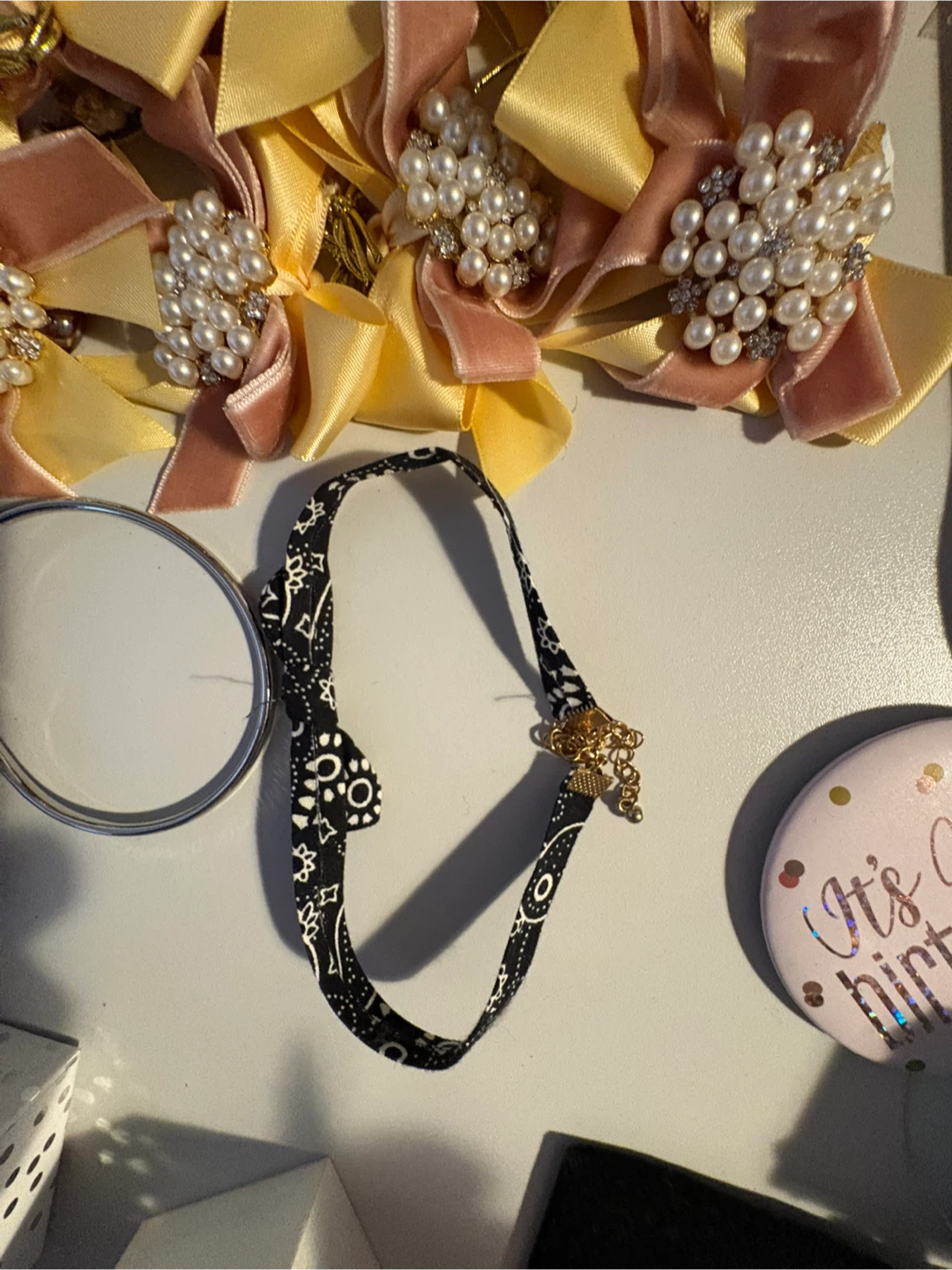 Black and White Paisley Choker Necklace - photo 2
