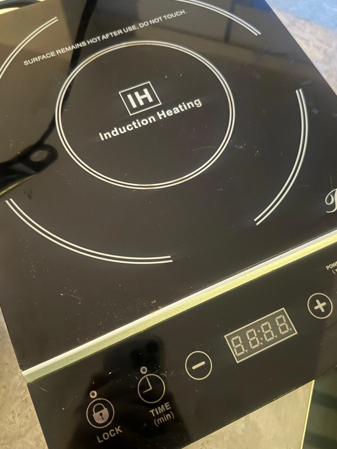 Rosewill Induction Cooker with Pot
