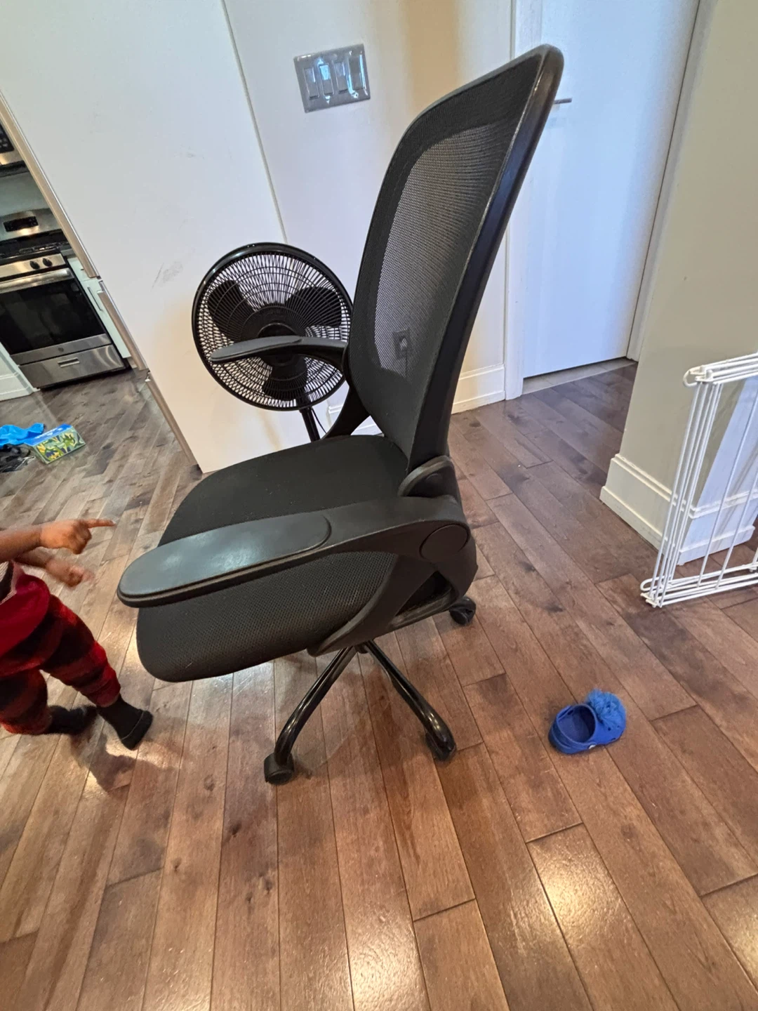 Black Mesh Office Chair