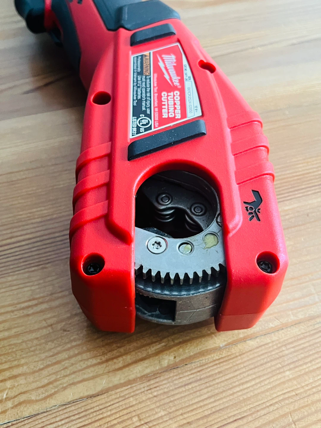 Milwaukee M12 Copper Tubing Cutter - photo 3