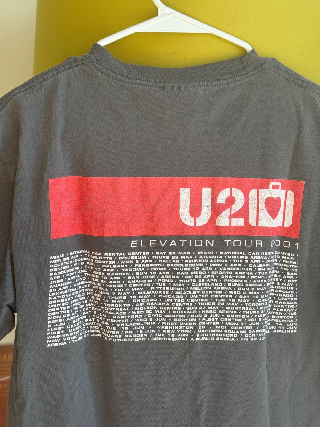 U2 Elevation Tour 2001 Vintage T-Shirt - photo 3