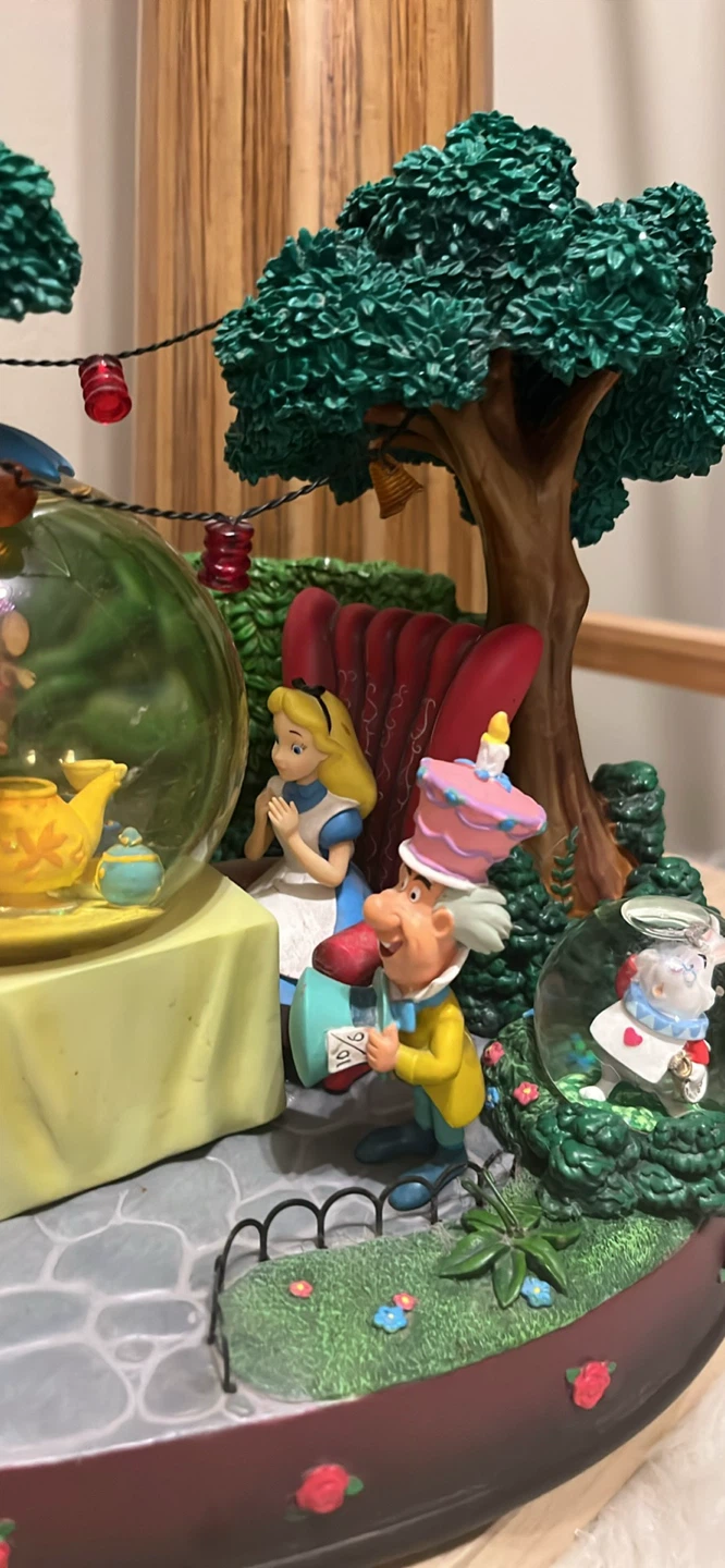 Disney Retired Alice in Wonderland Musical Snow Globe - photo 2