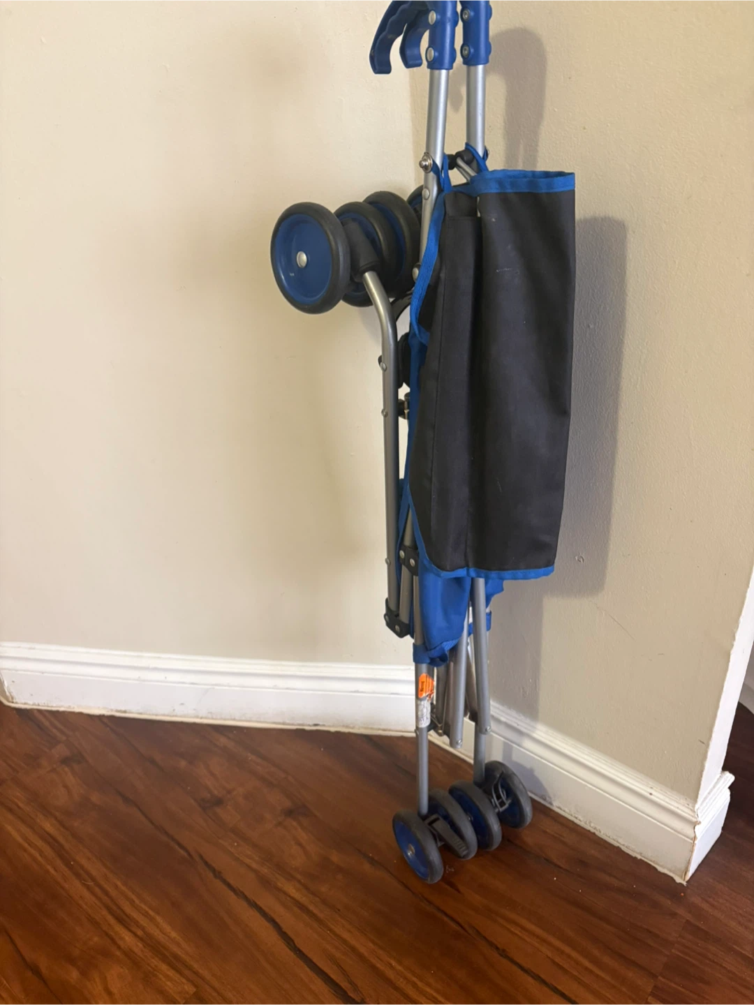 Blue Lightweight Umbrella Stroller - photo 2