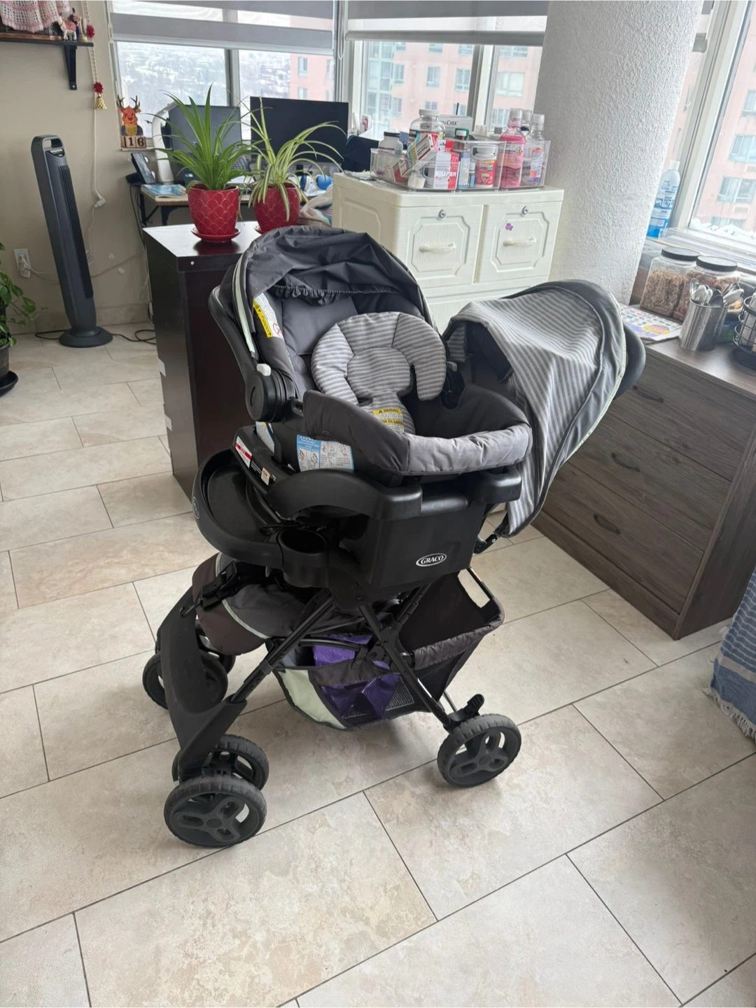 Graco Car Seat and Stroller Travel System